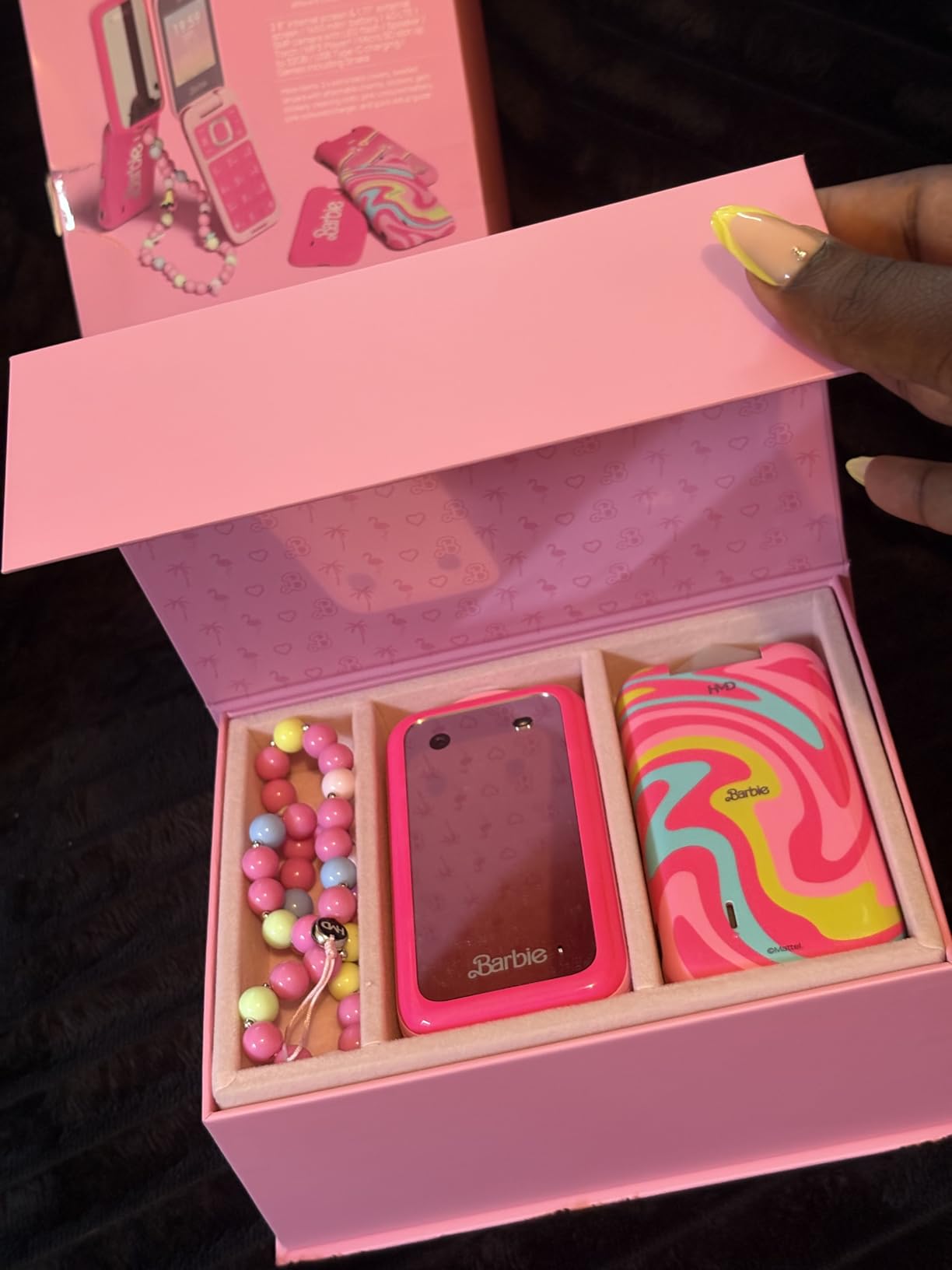 HMD Barbie | Flip | Unlocked | KaiOS | Power Pink | US Version customer photo 2