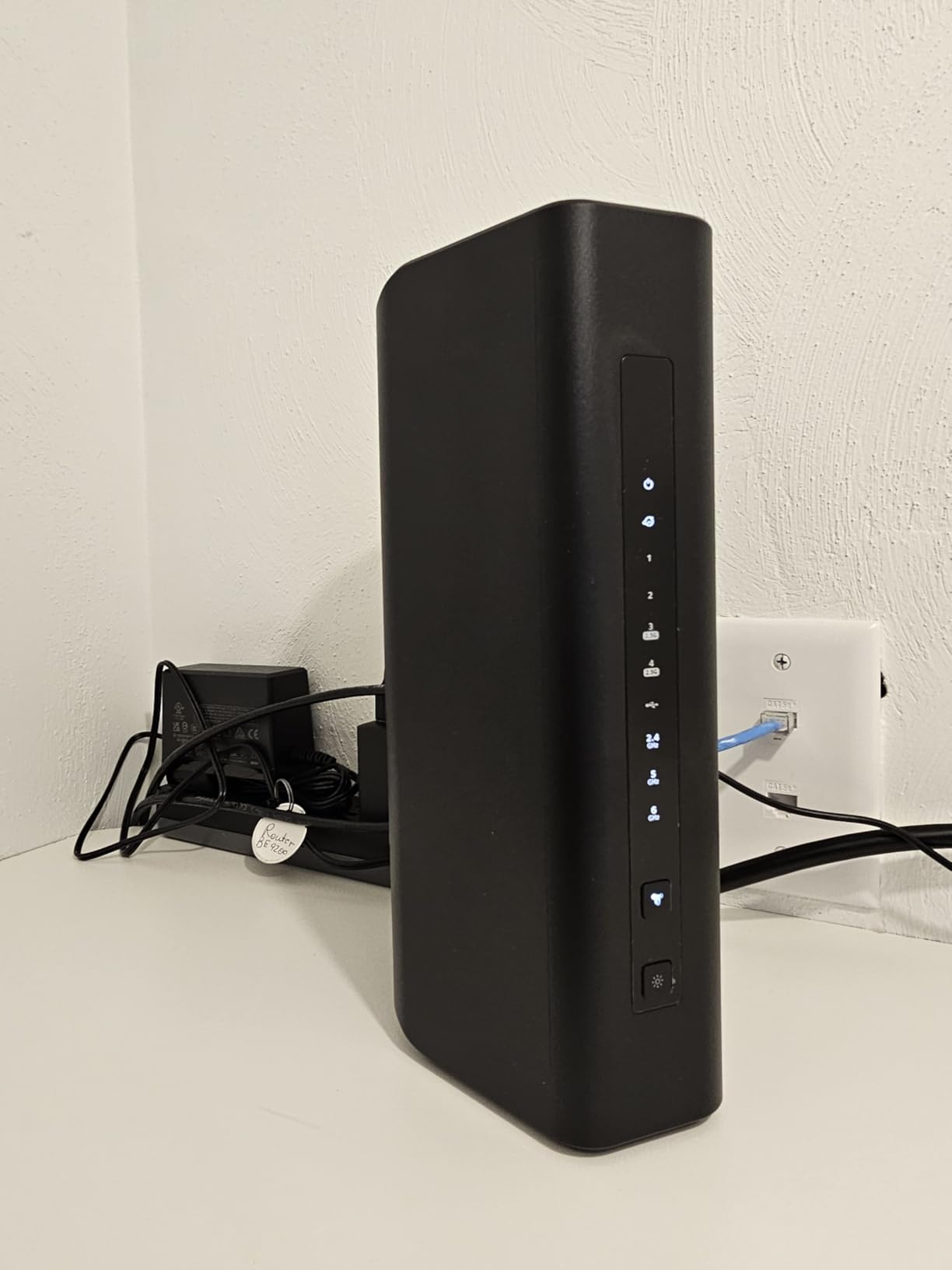 NETGEAR Nighthawk Tri-Band WiFi 7 Router (RS280S) - Router Only, BE9200 Wireless Speed (up to 9.2 Gbps) - Covers up to 2,500 sq. ft. - 2.5 Gig Internet Port - 1-Year Armor & Free Expert Help customer photo 1