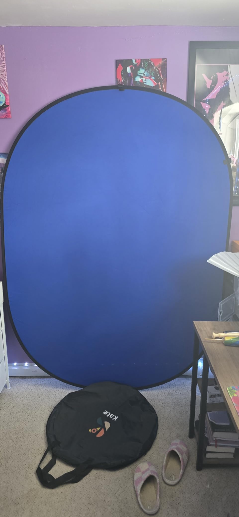 Kate Collapsible Pop-Up Backdrop for Self-Tape Auditions, Professional Headshots, Video Conferencing & Live Streaming - Portable Photography Background (5'x6.5' / 1.5x2m, White/Gray) customer photo 1