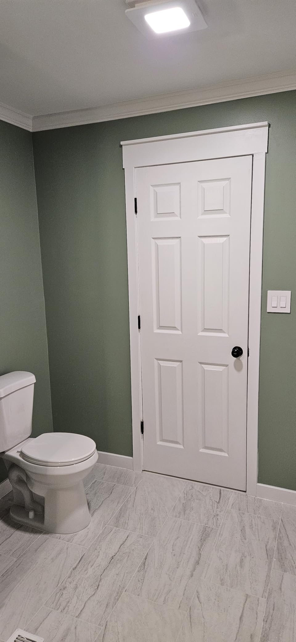 Broan-NuTone Bathroom Exhaust Fan with LED light - Easy Retrofit Without Attic Access, Quiet 1.5 Sones, Effective Ventilation at 80 CFM ENERGY STAR Certified customer photo 1