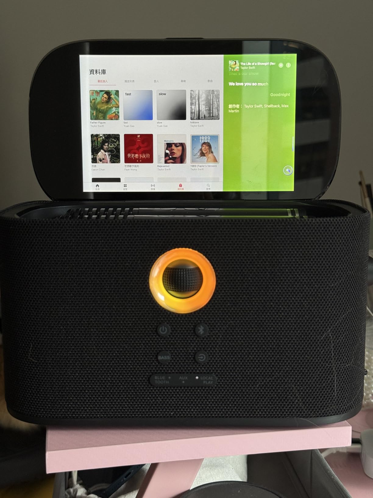 Ikarao Portable Karaoke Machine for Adults, Built-in Lyrics Display and Screen, 2 Self-Charging Wireless Microphones, Karaoke App, 140W Speaker customer photo 2