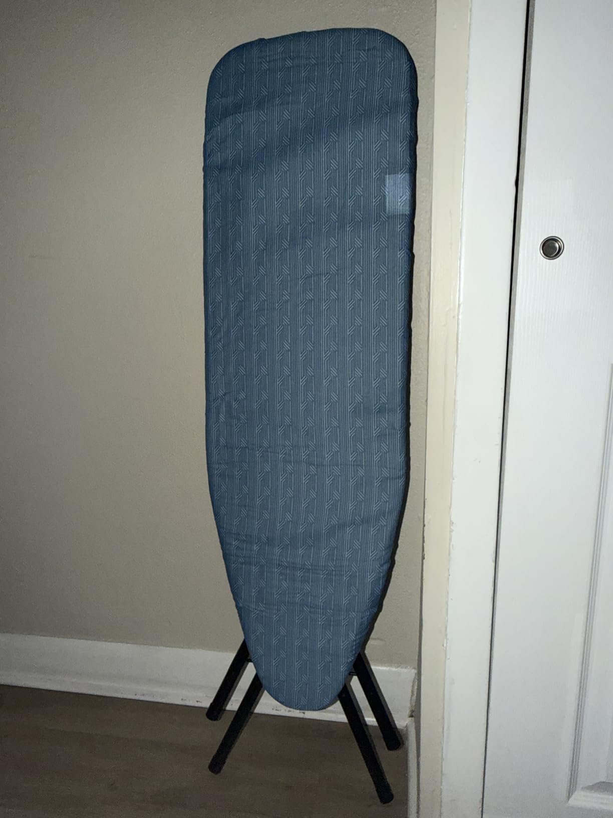 SONGMICS Ironing Board, Foldable Iron Board, Height Adjustable up to 35 Inches, with 4 Layered Cover and Pad, Iron Rest, Hook, Steel X-Legs, for Home, Laundry Room, Dorm, Midnight Blue ULLB001Q01 customer photo 1