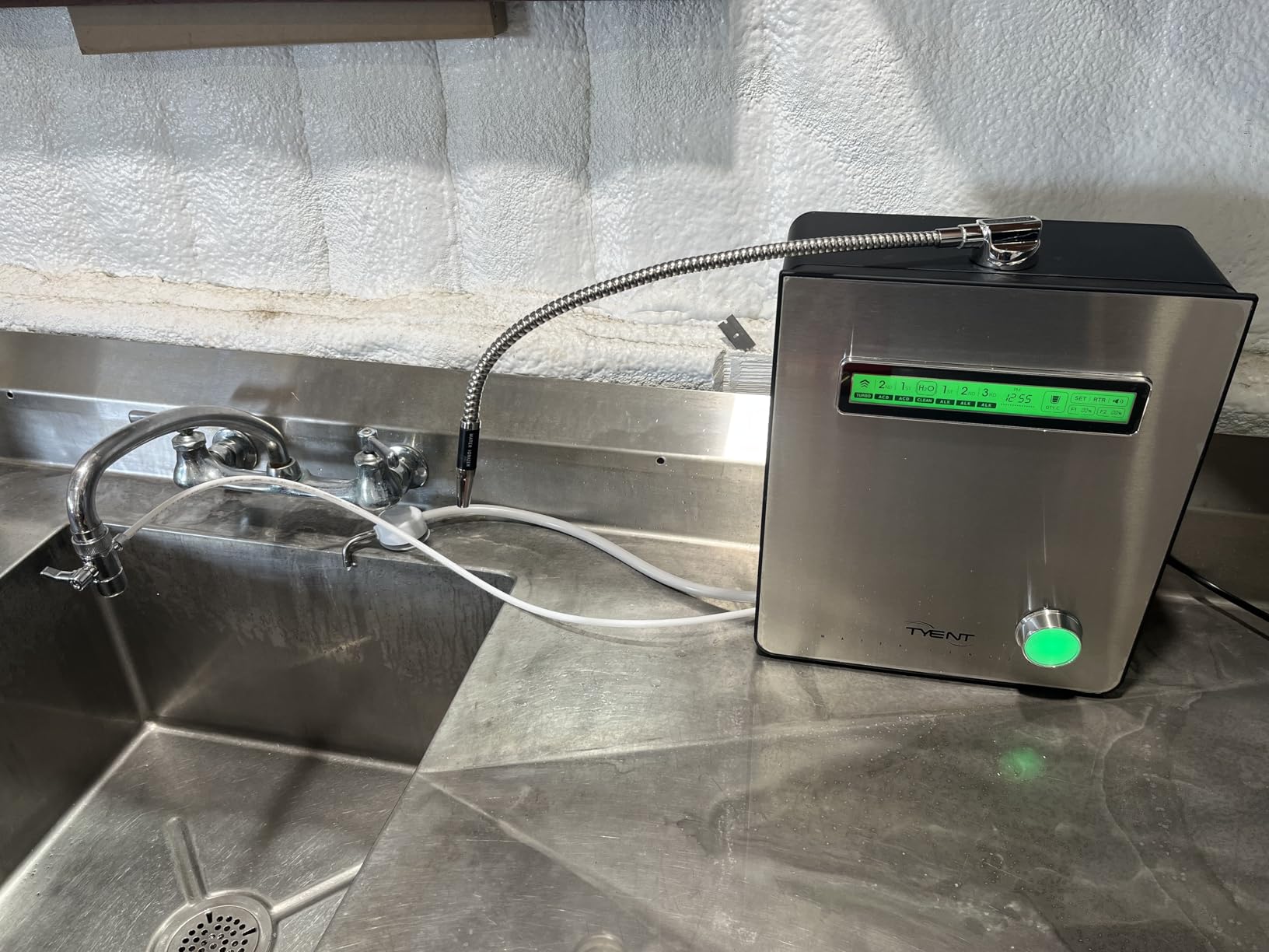 Tyent Edge 9 Water Ionizer - Dual Filtration System - Hydrogen Enhanced Water Purification - Adjustable pH Settings with Turbo Mode - Touchscreen Interface customer photo 2