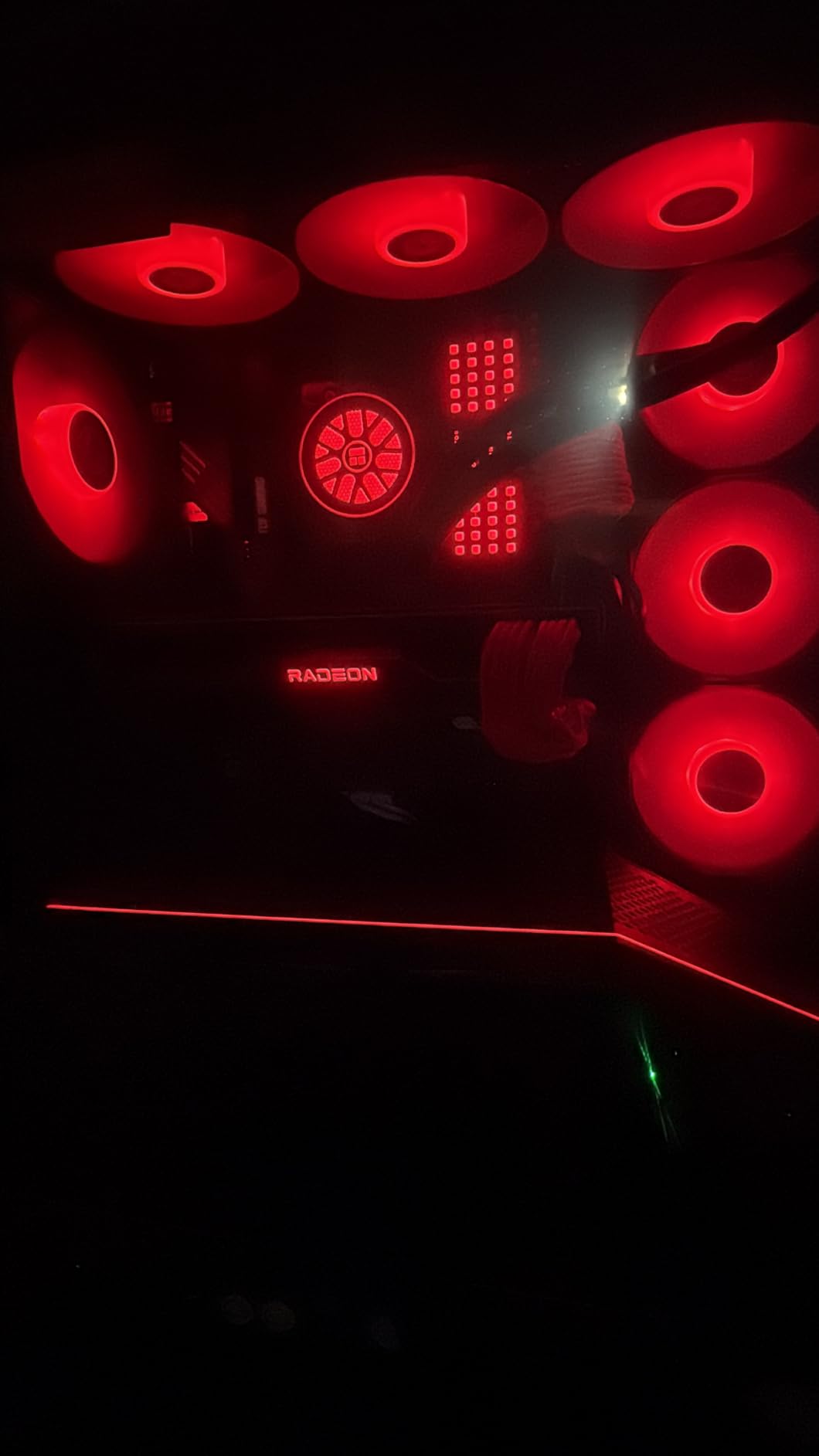 Thermaltake Toughpower GT 750W ATX 3.1 Standard Power Supply; 80 Plus Gold Efficiency; Smart Zero Fan; Native 300W PCIe 5.1 Connector; PS-TPT-0750FNFAGU-3; 5 Year Warranty customer photo 1