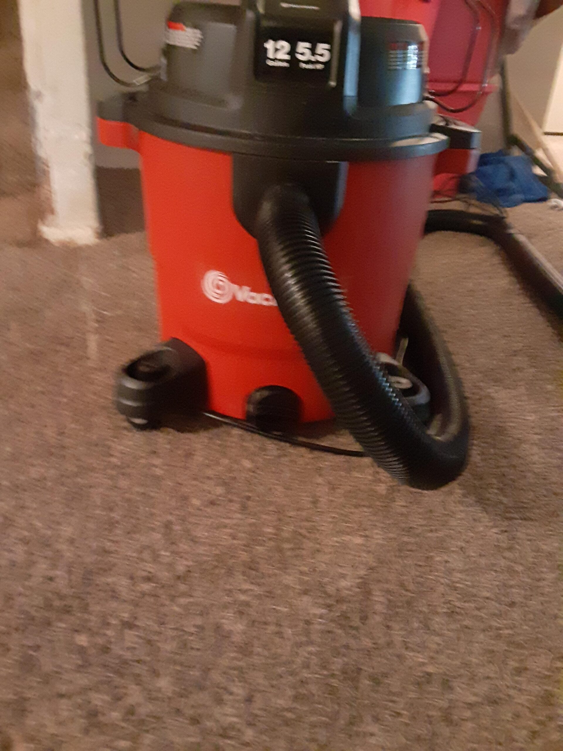 Vacmaster 16-Gallon 6.5 Peak HP Wet/Dry Vacuum - VJH1612PF 1101, Red customer photo 2