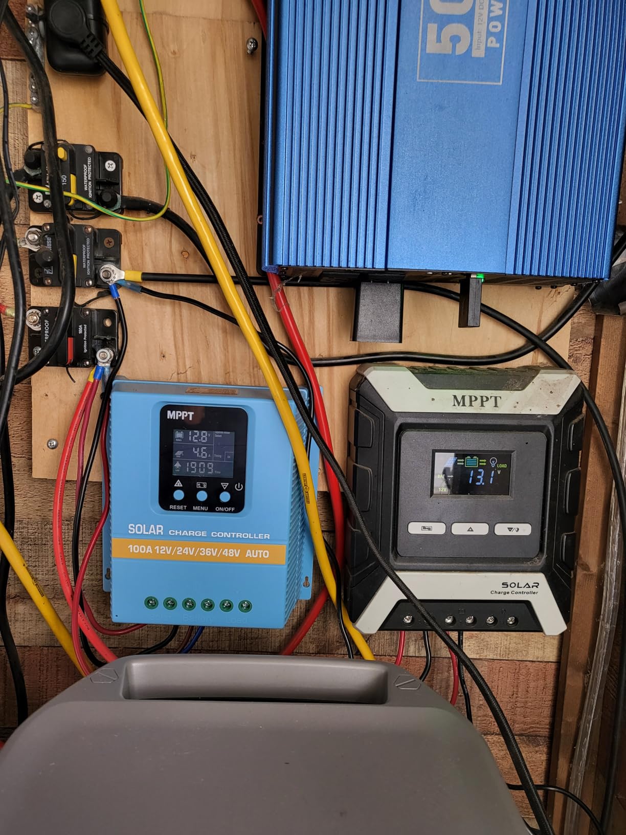 Upgraded 100A MPPT Solar Charge Controller 12V/24V/36V/48V LCD Display Battery Intelligent Regulator Max 100V Input Dual USB for Lead-Acid/Lithium customer photo 2