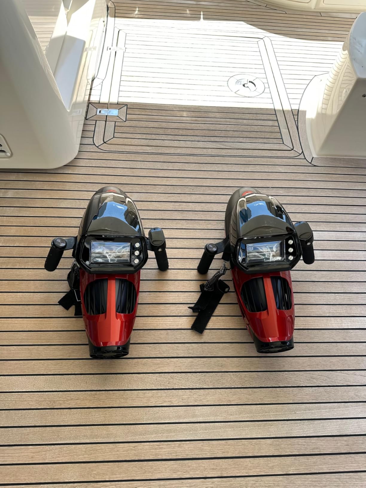 sublue Vapor Pump-Jet Underwater Scooter 3 Gear Speed 60 Minutes 6.21mph 46lbf for Free Diving Scuba Diving Snorkeling Recreational Toys for Yachts and Boats customer photo 2
