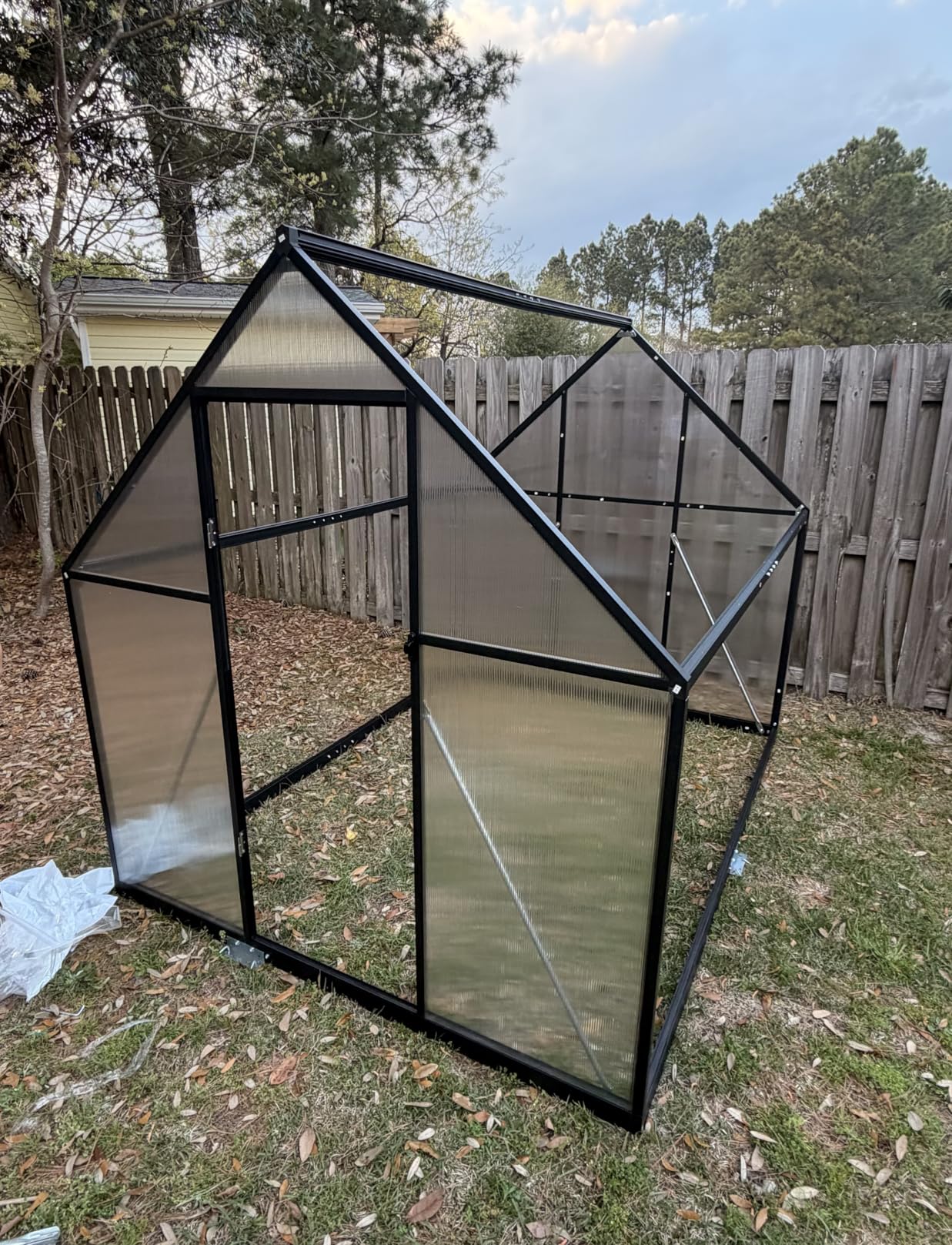 HOOYEAH 6 x 8 FT Polycarbonate Greenhouse, Winter Greenhouses for Outdoors, Outdoor Greenhouse with Roof Air Vent, Heavy Duty Walk-in Aluminum Green House for Outside Garden Backyard customer photo 1