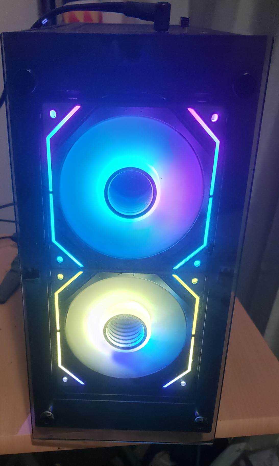 Stratos SFF Gaming PC Case: Mini-ITX, SFX PSU, PCIe 4.0 Riser, 240mm AIO Ready, with 4X PWM ARGB Fans (600-2000rpm) + Controller, Triple-Slot (125mm) GPU Support customer photo 2