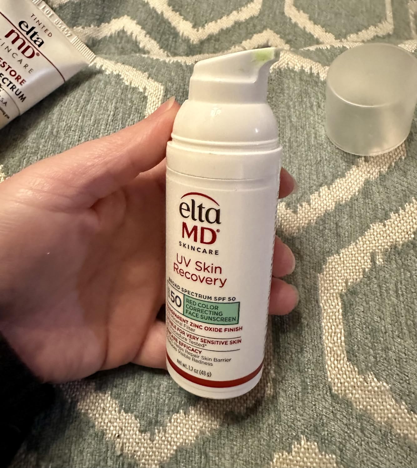 EltaMD UV Skin Recovery Face Sunscreen with Zinc Oxide, All Mineral, Safe for Sensitive Skin SPF 50 customer photo 1