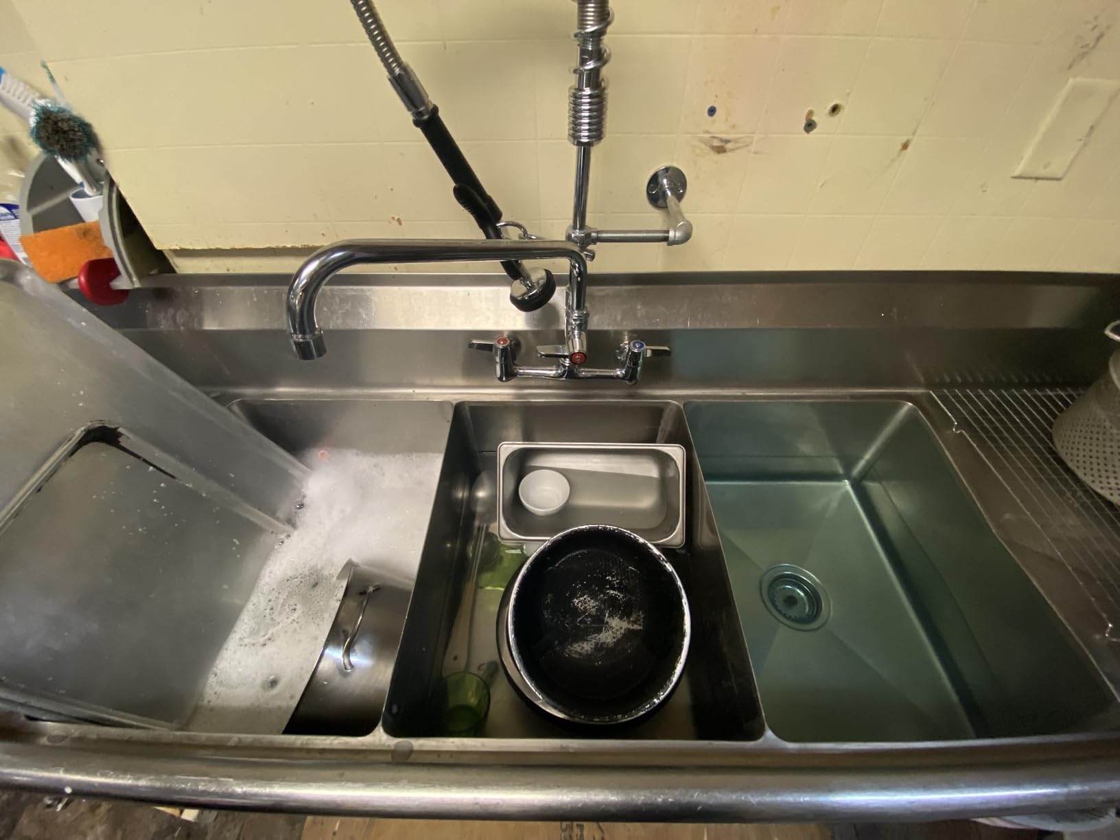 GIMILI Commercial Sink Faucet with Sprayer, 25