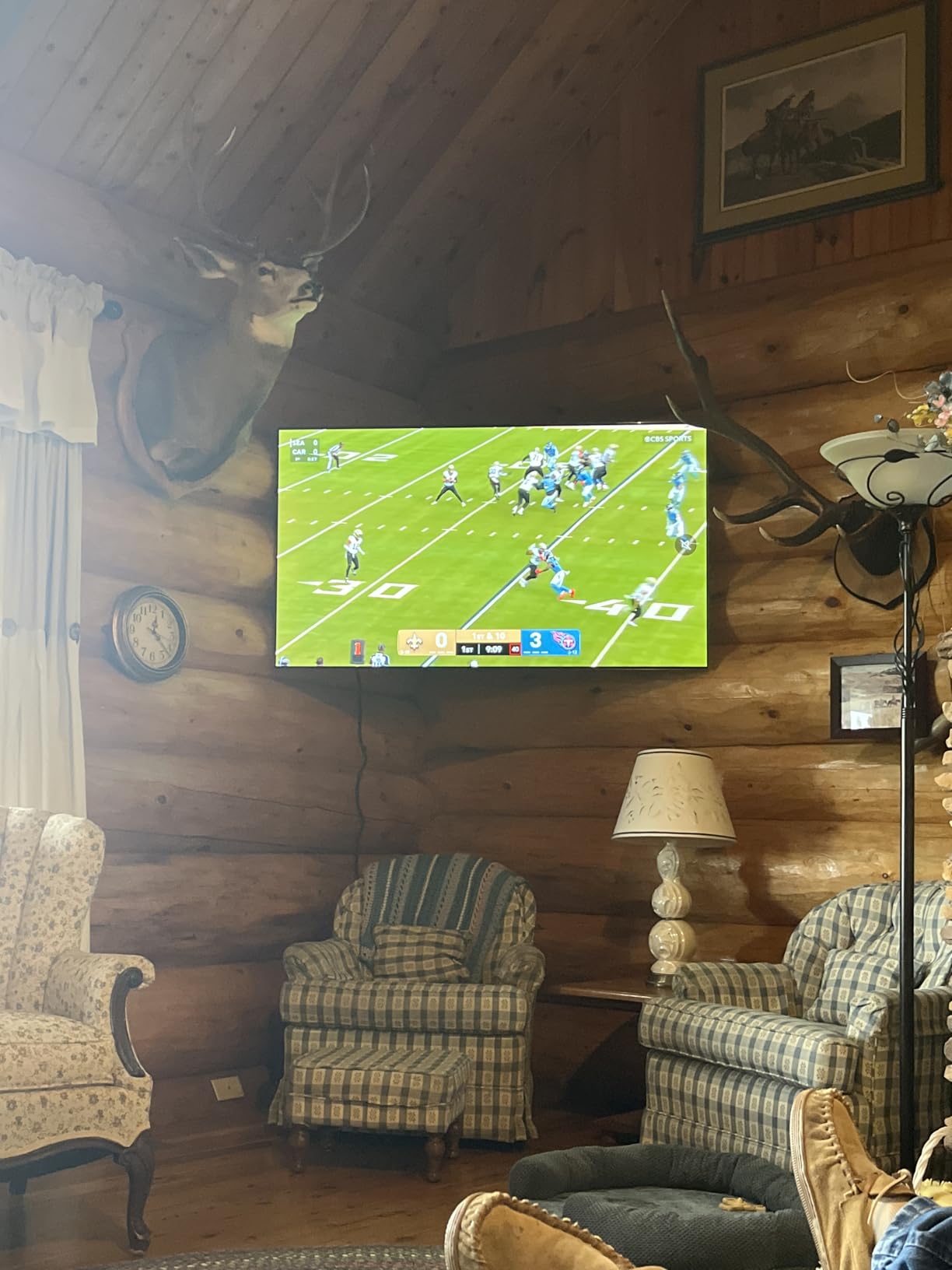 MOUNTUP 37.9 inch Long Arm TV Wall Mount for Most 42-75 Inch TVs, Full Motion Corner Wall Mount TV Bracket with Extension & Tilt & Swivel Articulating Arm, Max VESA 600x400mm and Up to 99 lbs, MU0047-L customer photo 2