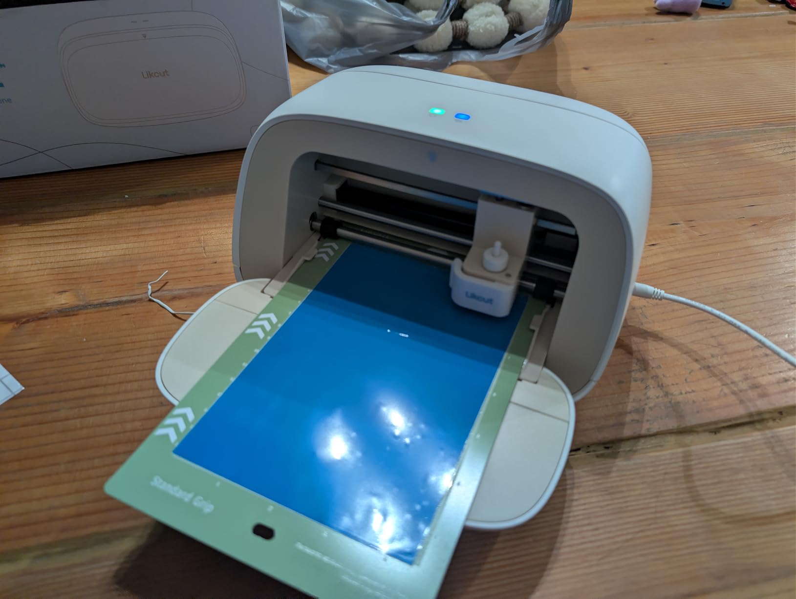 Likcut Vinyl Cutter Machine S501 - Smart Compact Sticker Maker for Vinyl & Paper Crafts, Portable Plotter DIY Cutting Machine for Sticker Joy Craft & Party Supplies, Gifts for Crafters customer photo 1