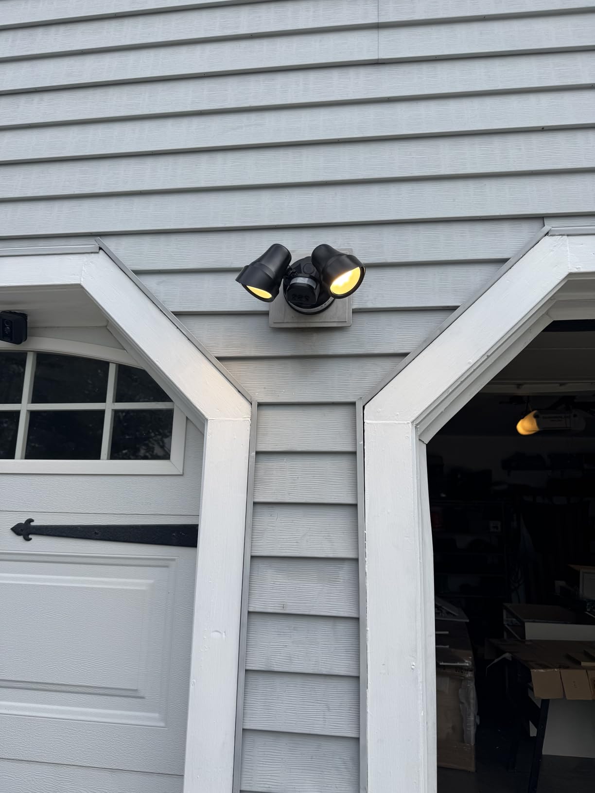 ALUSSO Motion Sensor Outdoor Lights, 30W 3500LM Flood Lights Outdoor 120V, 3 Modes (Dusk to Dawn/Auto/On Time), 3CCT 3000K/4000K/6500K Waterproof Hardwired Security Light ETL Listed for Porch customer photo 1