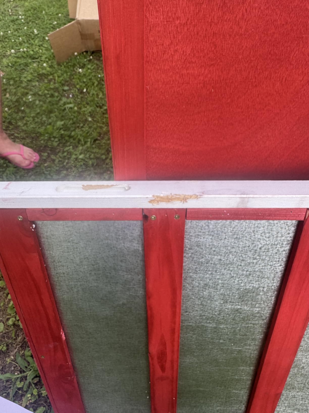 Aivituvin Chicken Coop Expandable Mobile Chicken House for Outdoor with Wheels, Nesting Box, Leakproof Pull-on Tray and UV-Resistant Roof Panel, Red customer photo 2