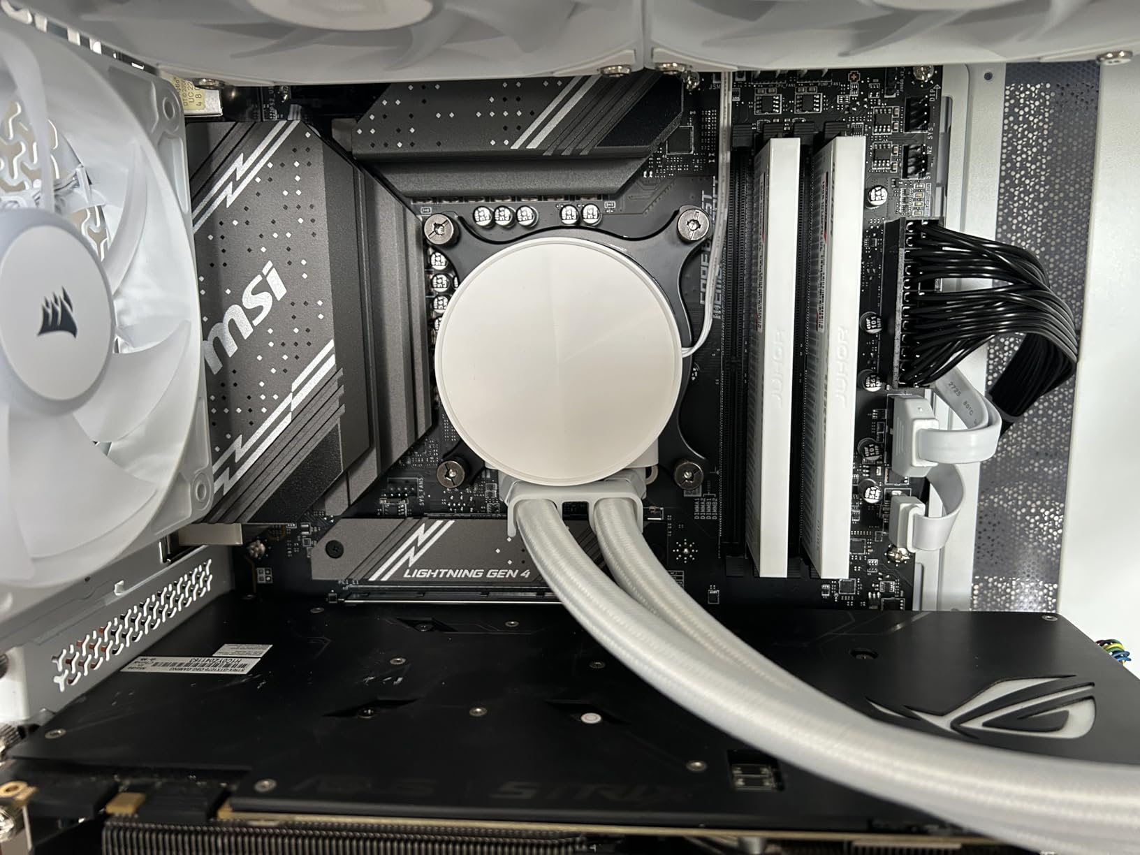 ID-COOLING FX360 PRO White Liquid CPU Cooler for Desktop - 360mm AIO Cooler, 3 x 120mm High-efficient Fans, Special CD Pattern Pump Header, Intel & AMD Compatible customer photo 2