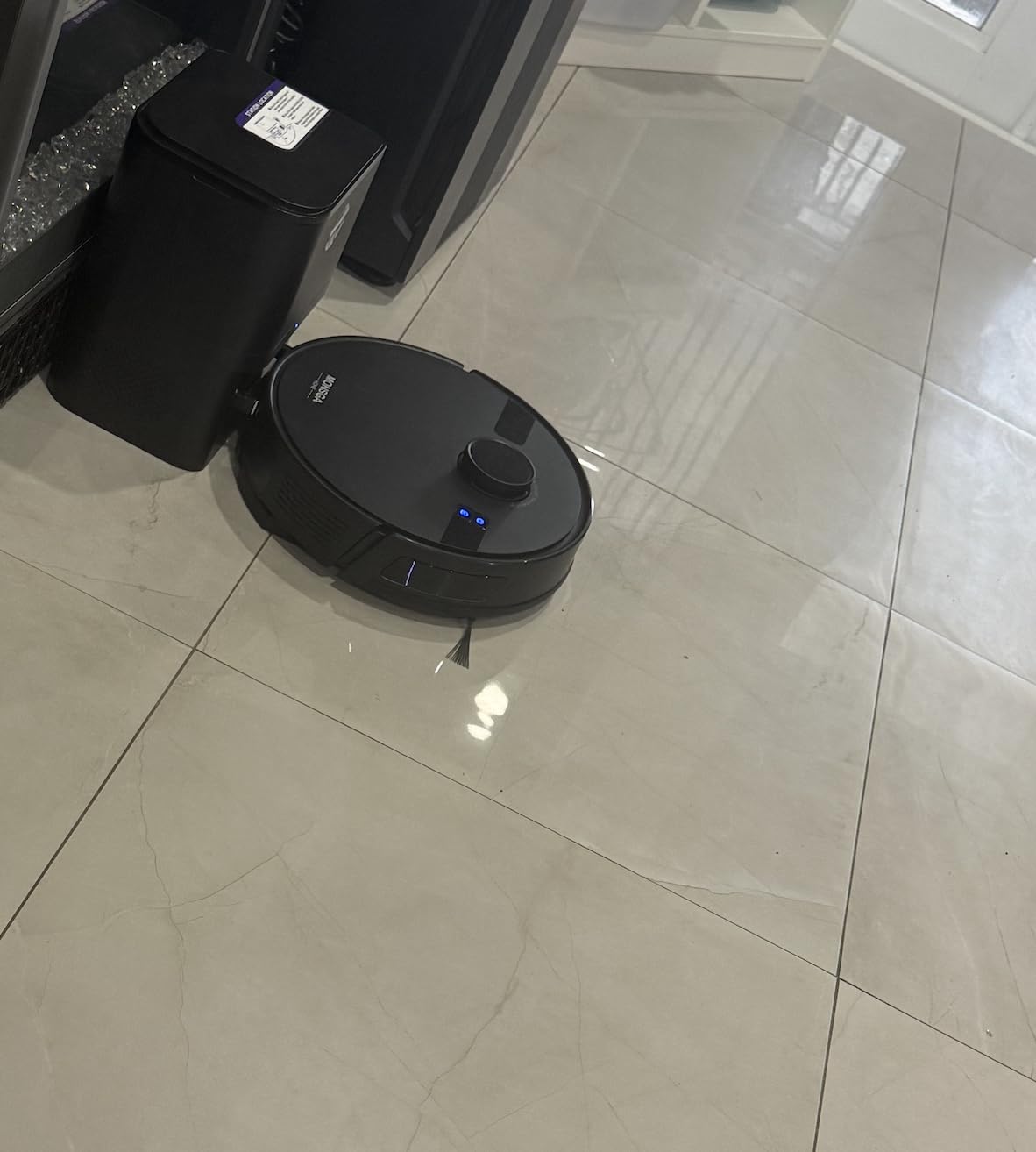 MONSGA Robot Vacuum and Mop Combo, 6000Pa Robotic Vacuum with 3.5L Self Emptying Station, Lidar Navigation Robot Vacuum Cleaner, 180mins Runtime, APP/Remote/Voice Control, for Hard Floors and Carpets customer photo 2