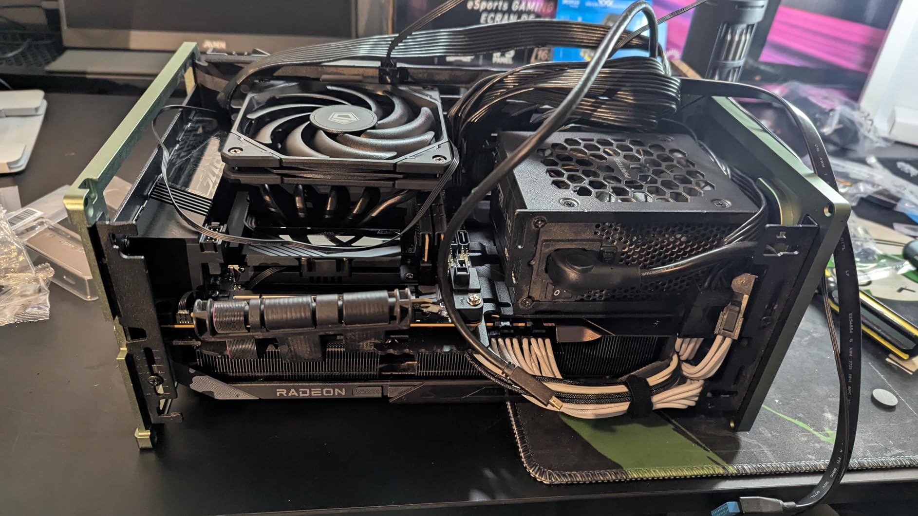 GIGABYTE B850I AORUS PRO AMD AM5 Mini-ITX Motherboard, Support AMD Ryzen 9000/8000/7000 Series, DDR5, 8+2+1 Power Phase, 2X M.2, PCIe 5.0, USB-C, WIFI7, 2.5GbE LAN, EZ-Latch, 5-Year Warranty customer photo 1