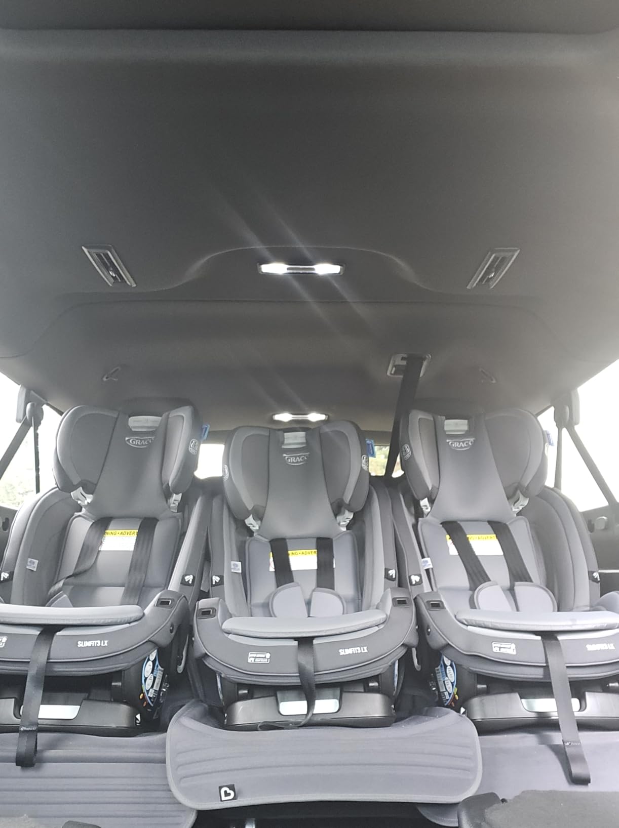 Graco SlimFit3 LX 3-in-1 Slim Car Seat, Rear Facing, Forward Facing to Highback Booster Car Seat, Kunningham customer photo 1