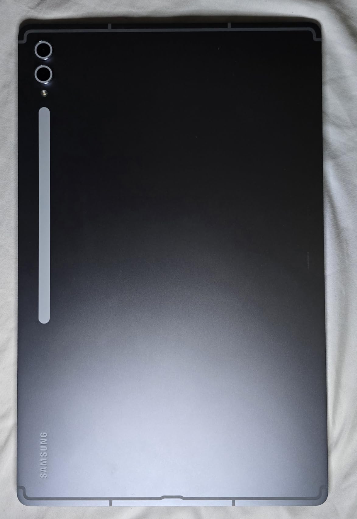 Samsung Galaxy Tab S10 Ultra 14.6-inch AMOLED Touchscreen, 256GB SSD Tablet with S-Pen (Wi-Fi Only, 12GB RAM, Fingerprint Reader, Android 14 OS) US Version, Moonstone Gray customer photo 2