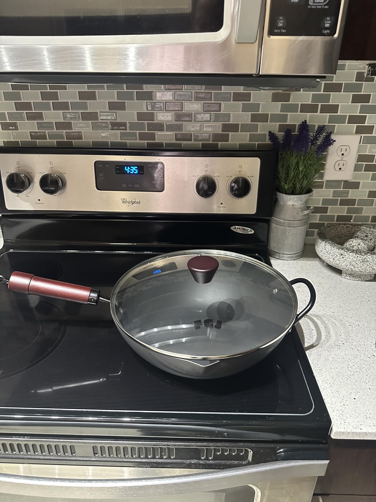 Wok, 13 Inch carbon steel woks & stir-fry pans nonstick, Pre-Seasoned 5.8QT Flat Bottom Chinese Wok Paella Pan with lid, Carbon Steel Cookware, Compatible with All Cooktops customer photo 2