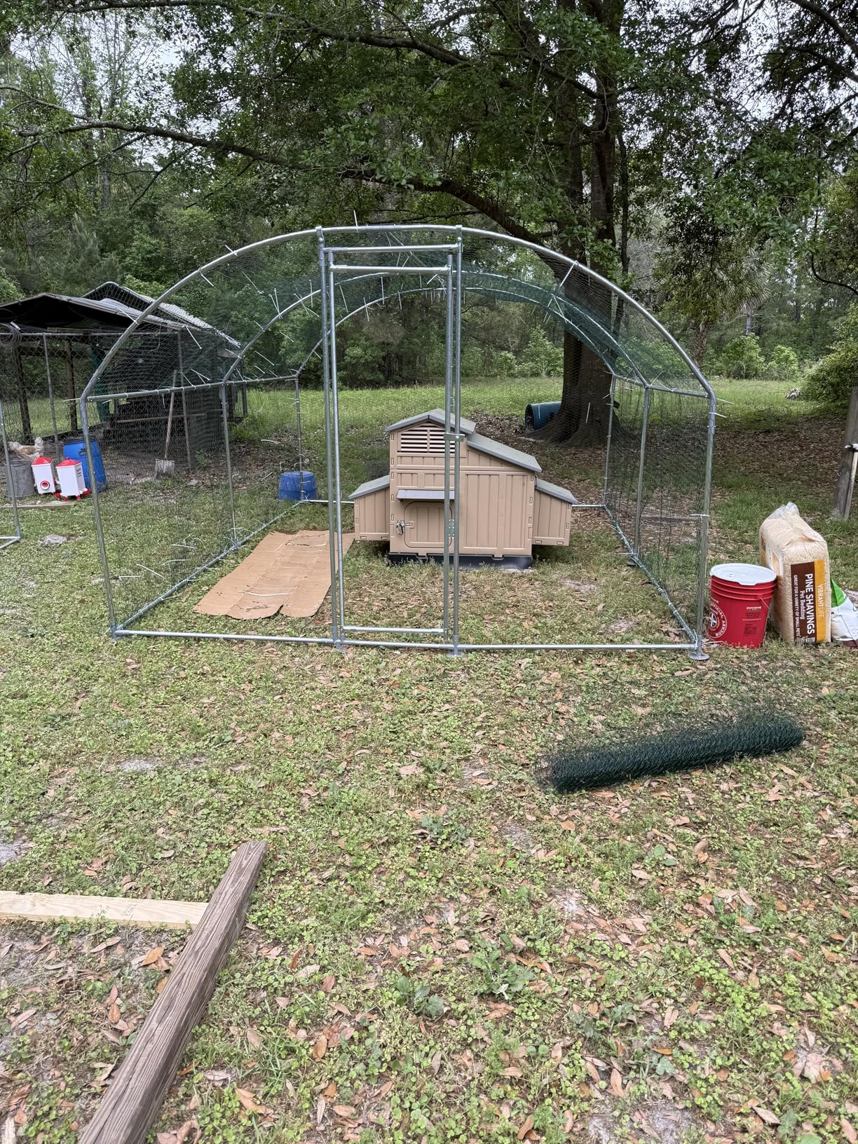 Large Metal Chicken Coop, Outdoor cage Run with Waterproof and Anti-UV Cover, Dome Roof Walk-in Poultry Cage Rabbit Duck House customer photo 2