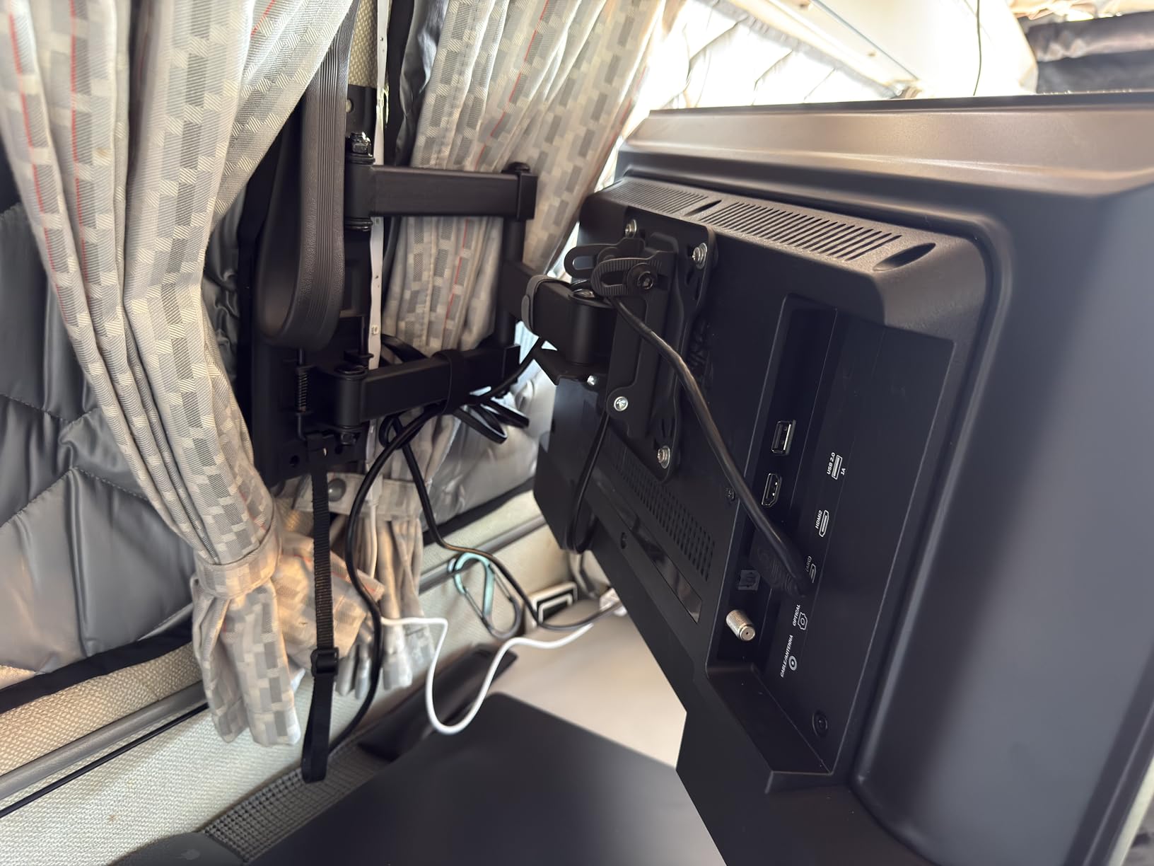 MOUNTUP Lockable RV TV Mount for 13-43 Inch TVs - Full Motion Swivel RV TV Bracket with Pull Cord Lock, Space Saving Design for Camper, Trailer, Motorhome, Truck - Max 33lbs and VESA 200x200mm, MU2101 customer photo 2