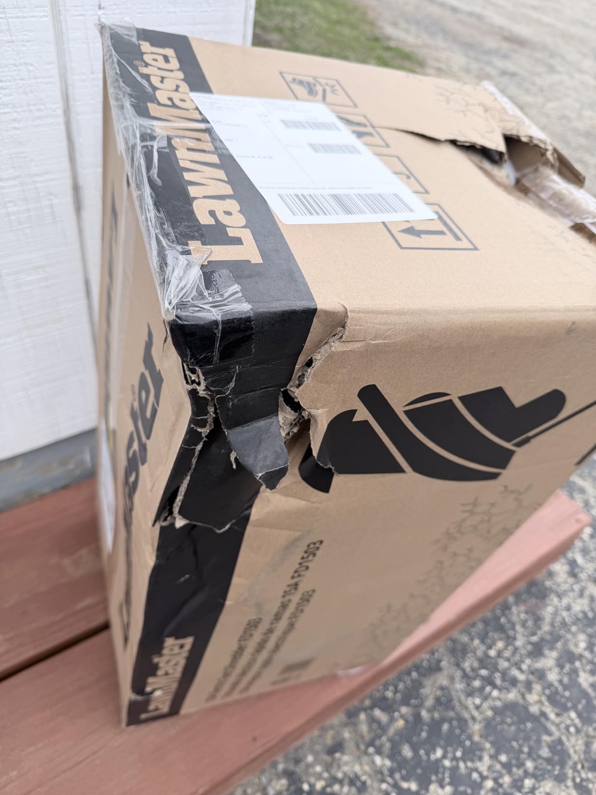 LawnMaster FD1503 Electric Wood Chipper Shredder 15-Amp 1.8-Inch Cutting Diameter Max 14:1 Reduction customer photo 1