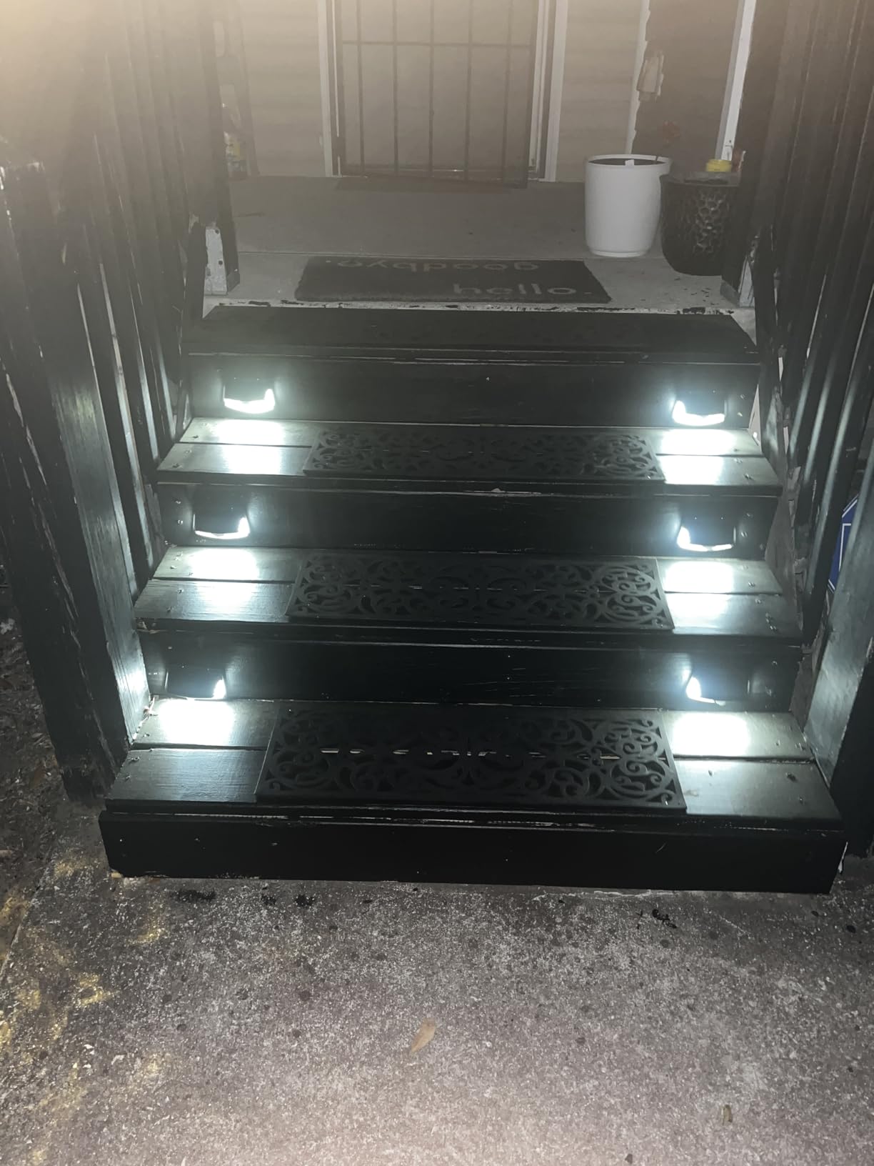 Aootek New Solar Motion Sensor Lights 120 LEDs with Lights Reflector,270° Wide Angle, IP65 Waterproof, Step Lights for Front Door, Yard, Garage, Deck (Black, Daylight White, 6-Pack) customer photo 2