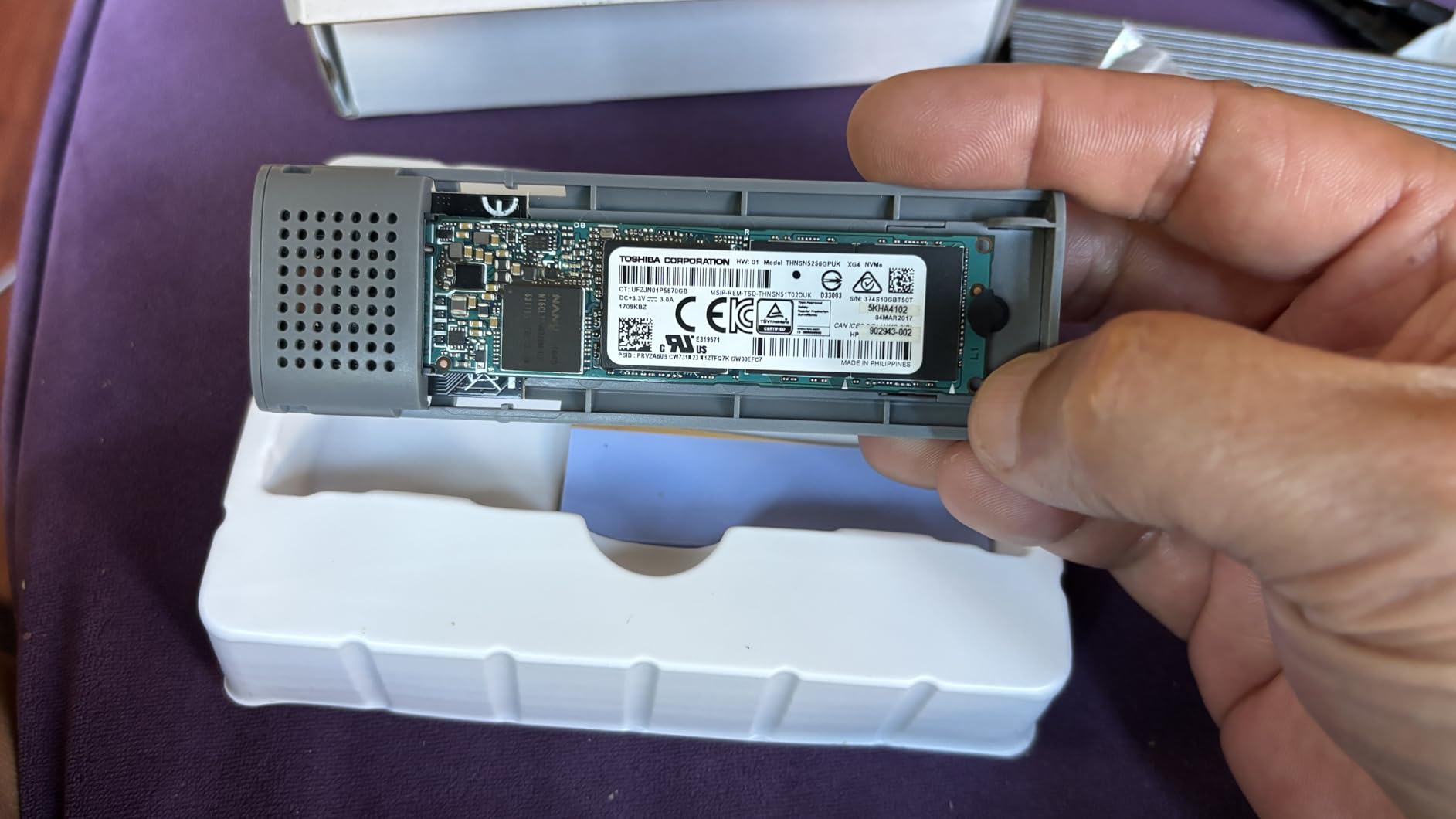 M.2 NVME Enclosure, Tool-Free USB 3.2 Gen 2 (10 Gbps) to NVME Adapter with Heat Sink, 10Gbps Speed, Plug and Play, 16TB Expansion, with C-C to A Cable customer photo 1