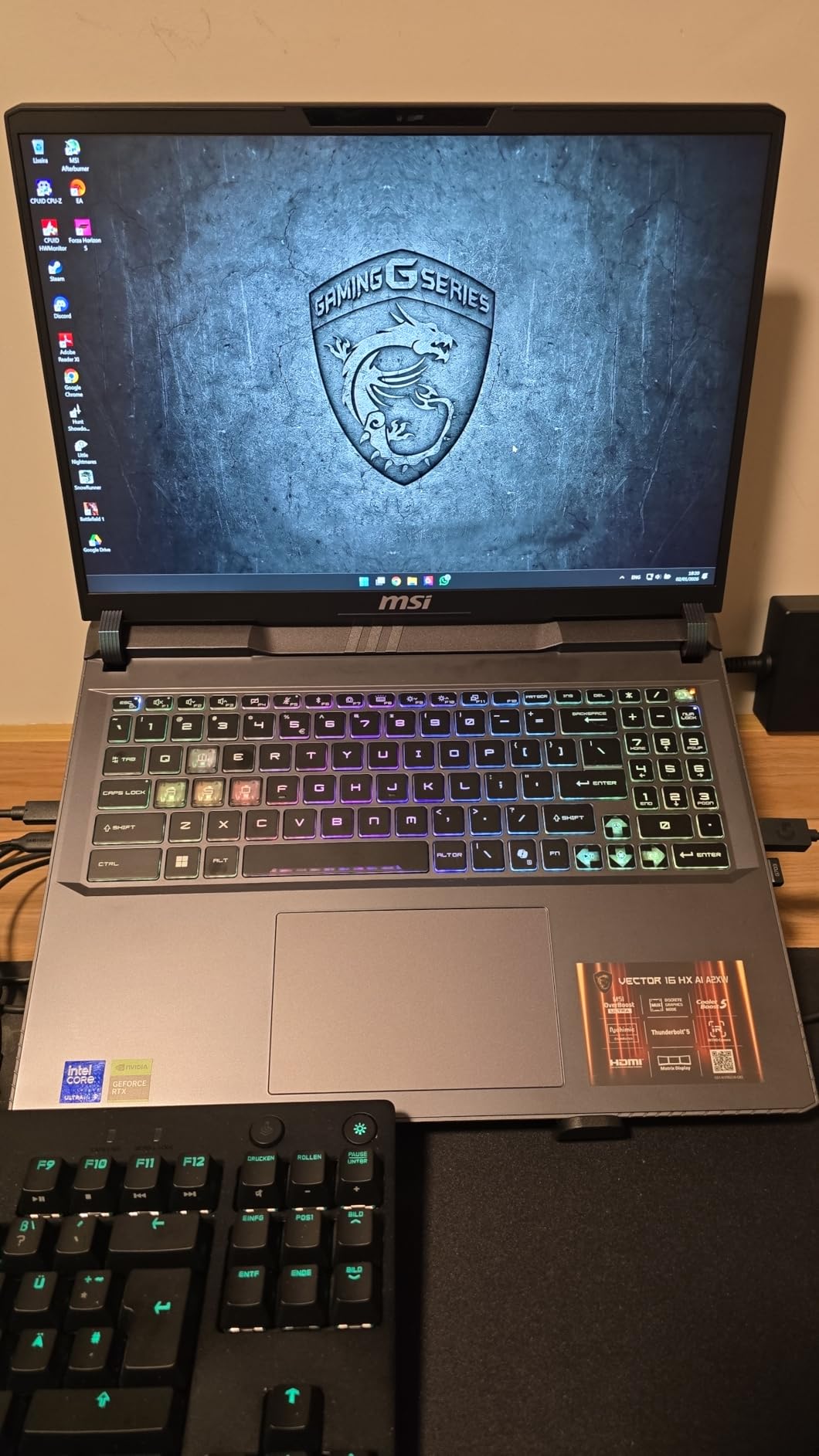 msi Vector 16 HX AI 16