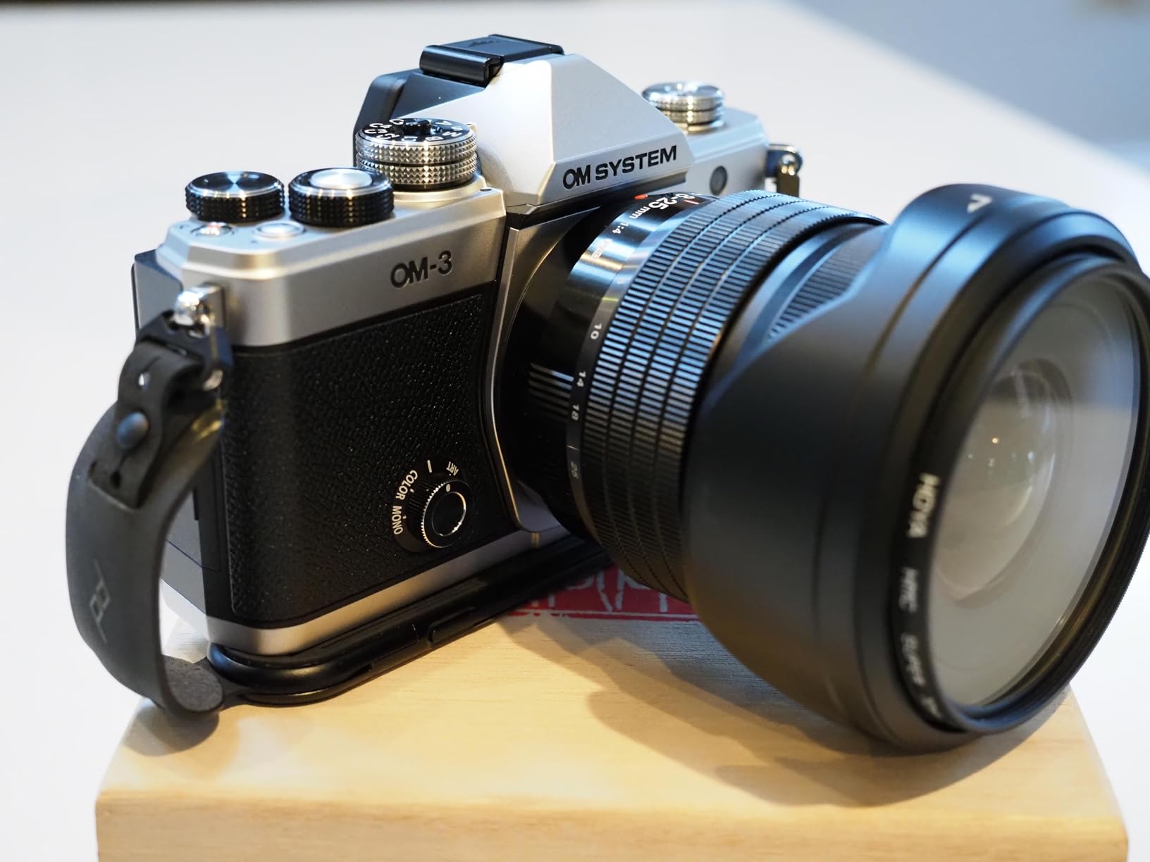 OM SYSTEM Olympus OM-3 Silver Micro Four Thirds System Camera Travel Camera Weather Sealed Design 5-Axis Image Stabilization customer photo 1