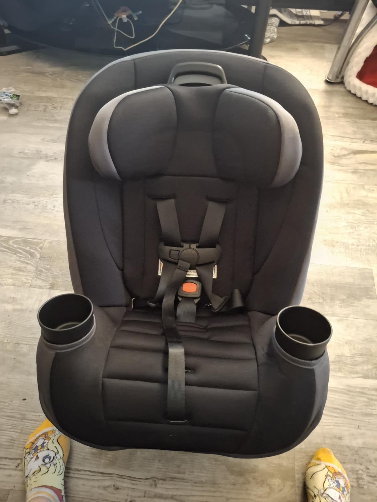 Safety 1st Ellaris 3-in-1 Convertible Car Seat, Slim Fit Design, Rear & Forward-Facing, 5-Position Headrest, 3-Across Fit, Travel-Friendly customer photo 2