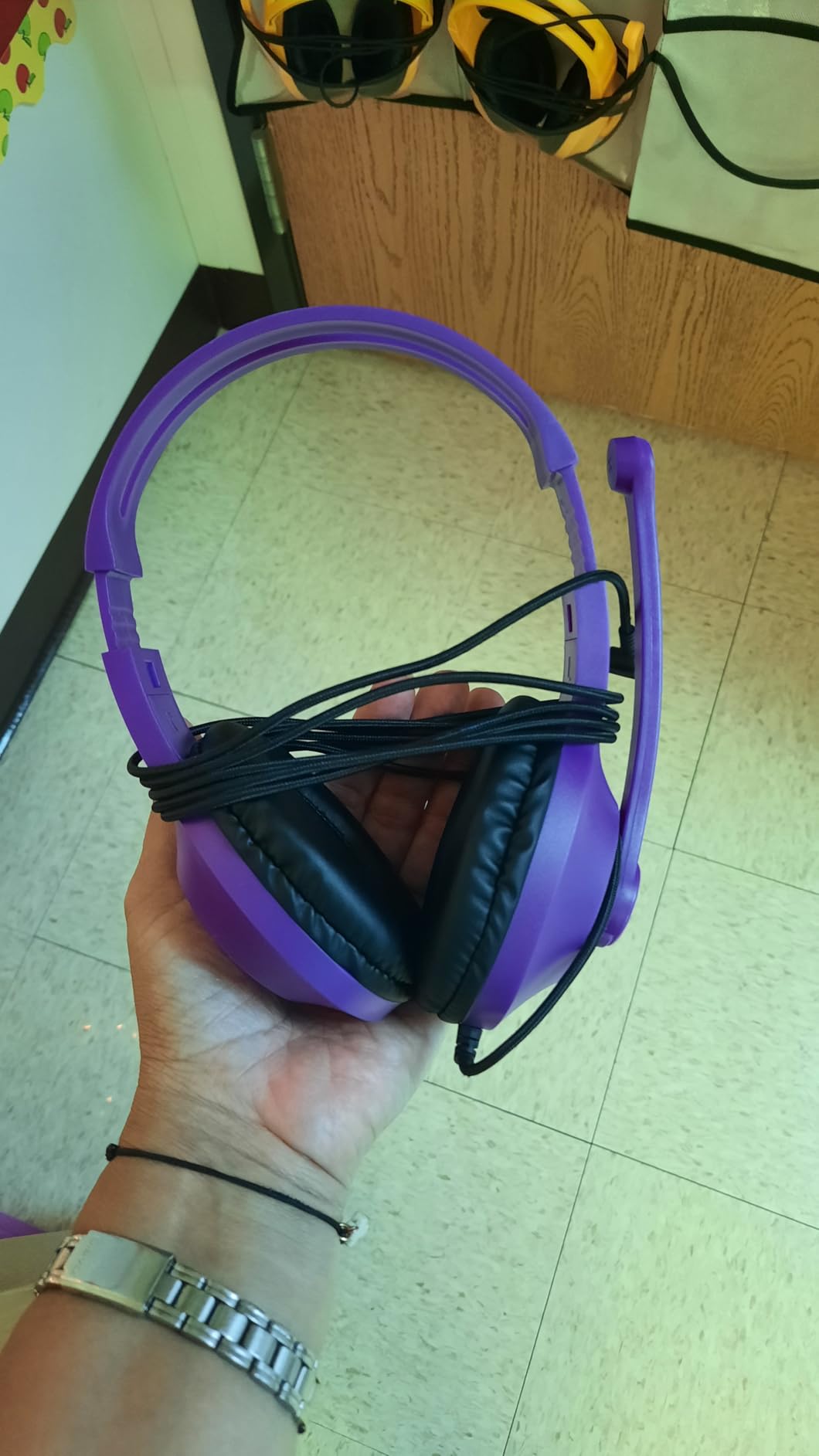 Bulk Headphones for Classroom with Microphone, Heavy-Duty School Pack Wired Headphones for Students with Rotating Boom Mic (12 Pack Mixed Color) customer photo 1