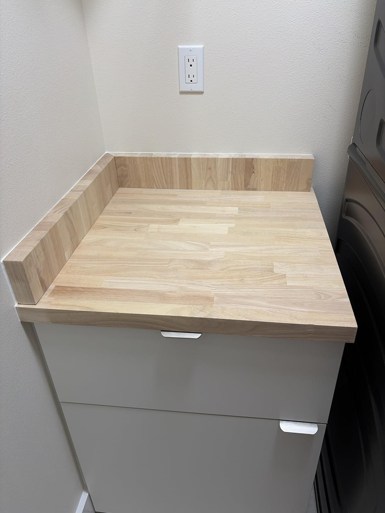 36''L x 25''W x 1.5''Th Hevea Solid Wood Butcher Block Countertop, Butcher Block Table Top for DIY Washer Dryer/Island/Kitchen Countertop (Unfinished) customer photo 1