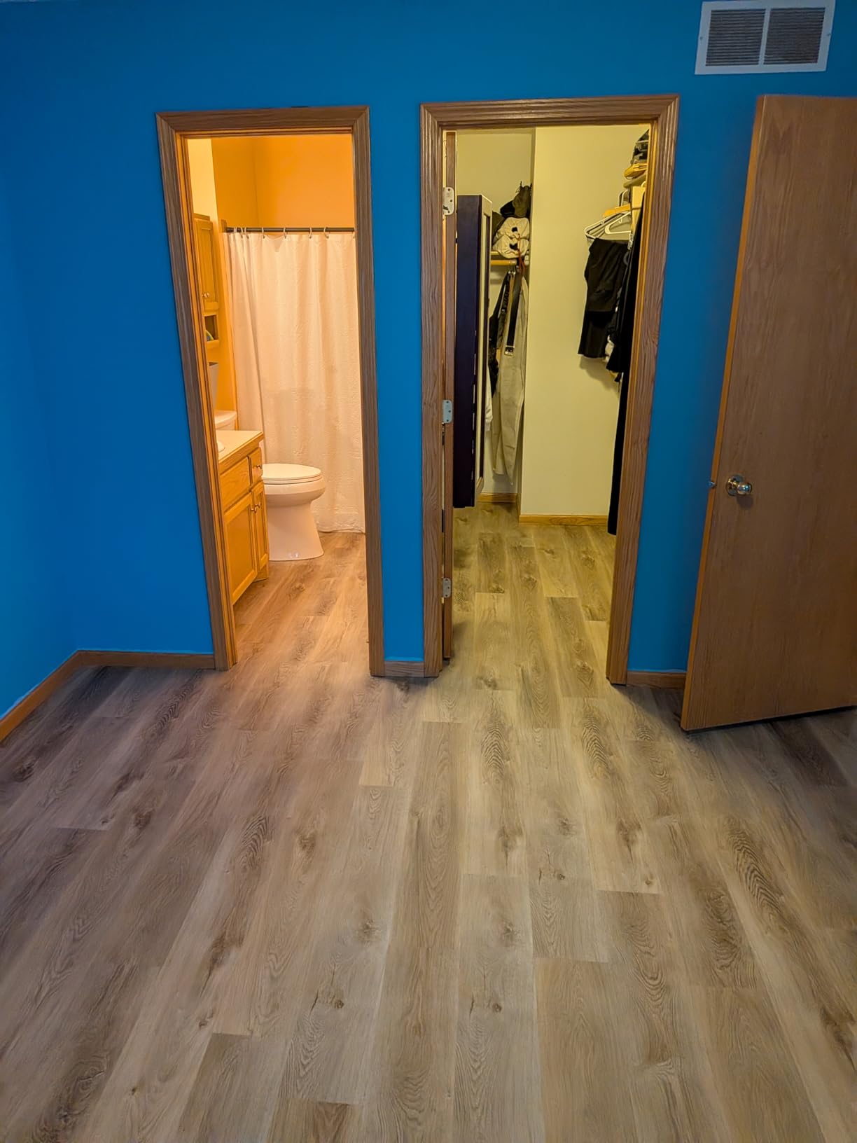 SPC Click Lock Luxury Vinyl Flooring Plank | 21.4 Sq.Ft | Thick 5 mm | Wood Floating LVP Floor Tile| 100% Waterproof |Rigid Core|Use for Indoor/Commercial/Office | (Oak-3) customer photo 1