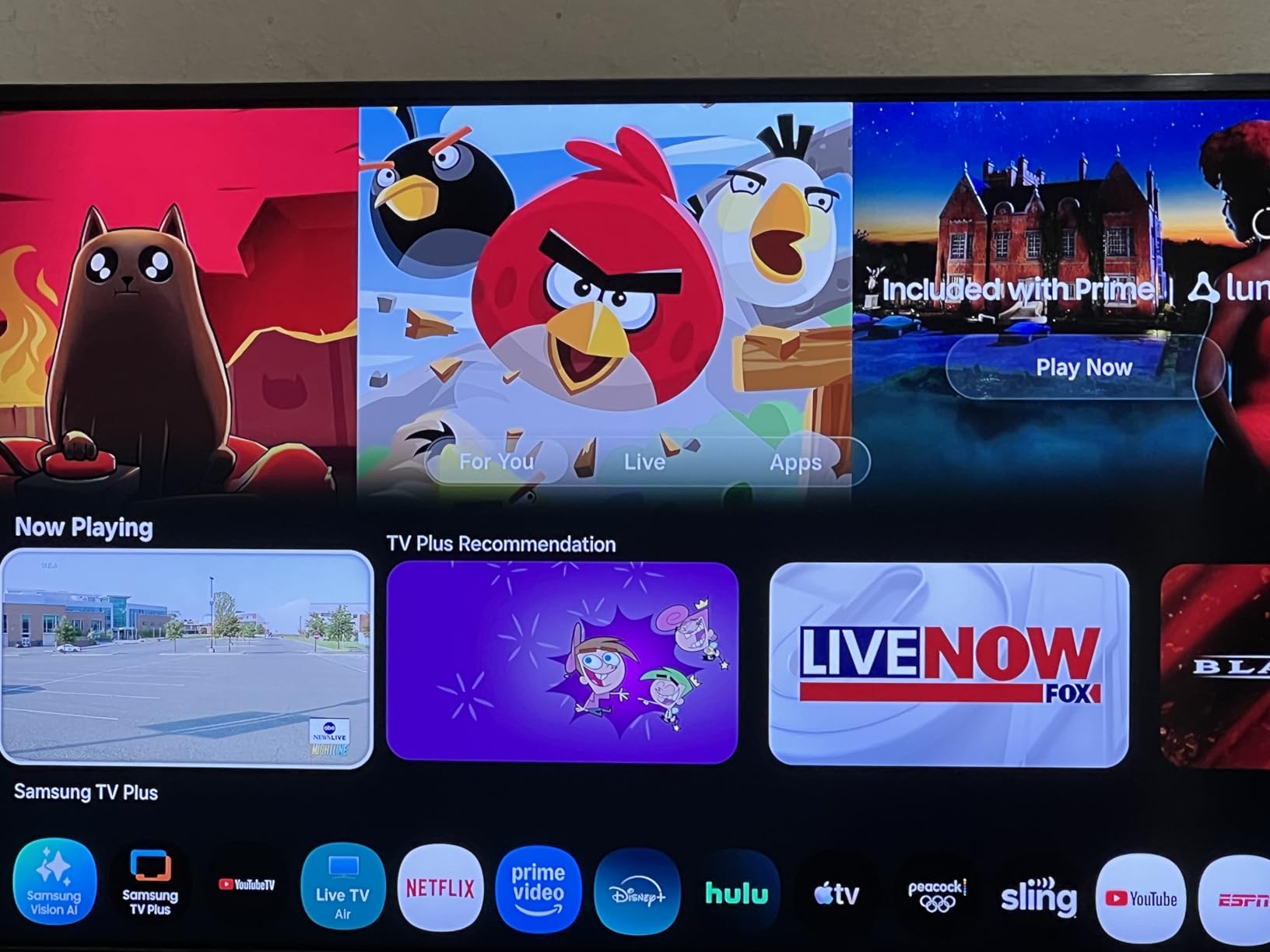 Samsung 50-Inch Class QLED Q8F 4K UHD Smart TV (2025 Model) - Q4 AI Processor, 100% Color Volume with Quantum Dot, AirSlim Design, Samsung Vision AI, Alexa Built-in customer photo 1