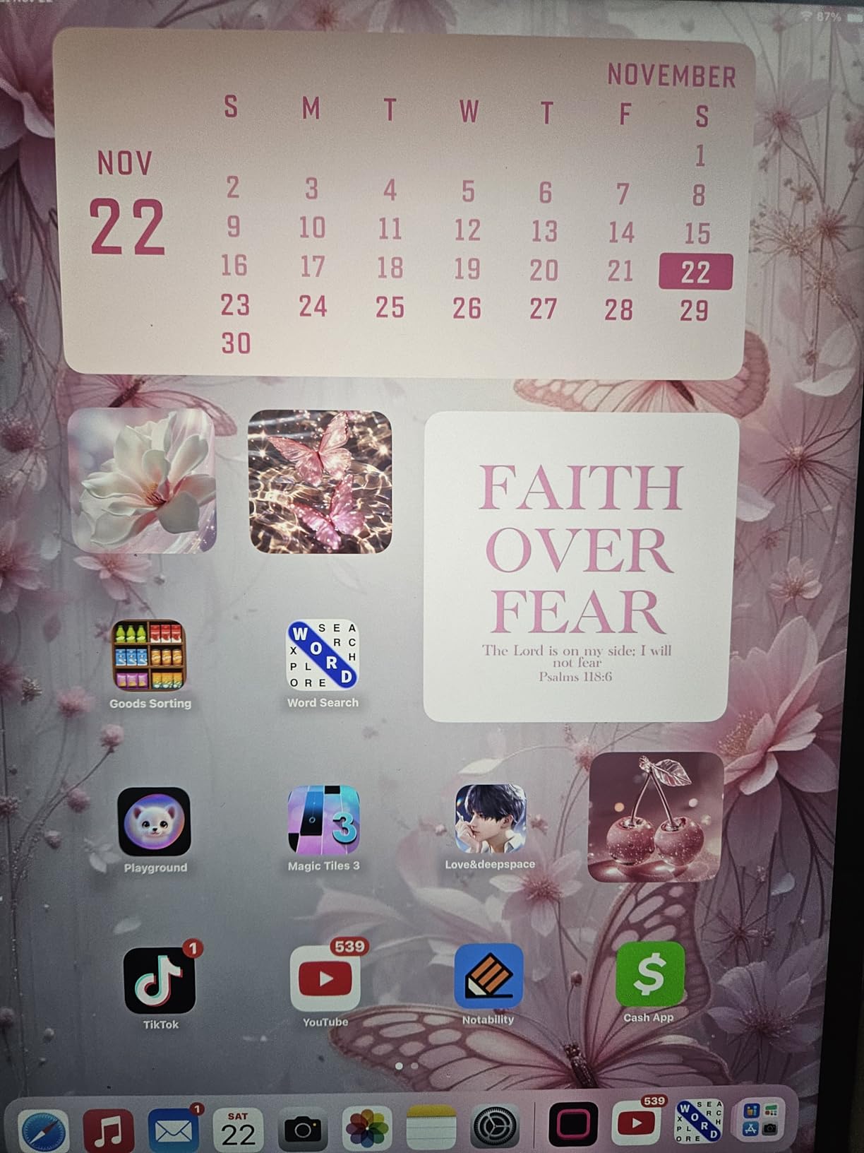 iPad Air 13-inch with M3 chip Built for Apple Intelligence, Liquid Retina Display, 128GB, 12MP Front/Back Camera, Wi-Fi 6E, Touch ID, All-Day Battery Life - Purple customer photo 1