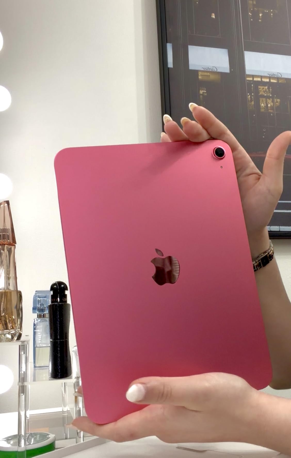 Apple iPad 11-inch: A16 chip, 11-inch Model, Liquid Retina Display, 128GB, Wi-Fi 6, 12MP Front/12MP Back Camera, Touch ID, All-Day Battery Life - Silver customer photo 1