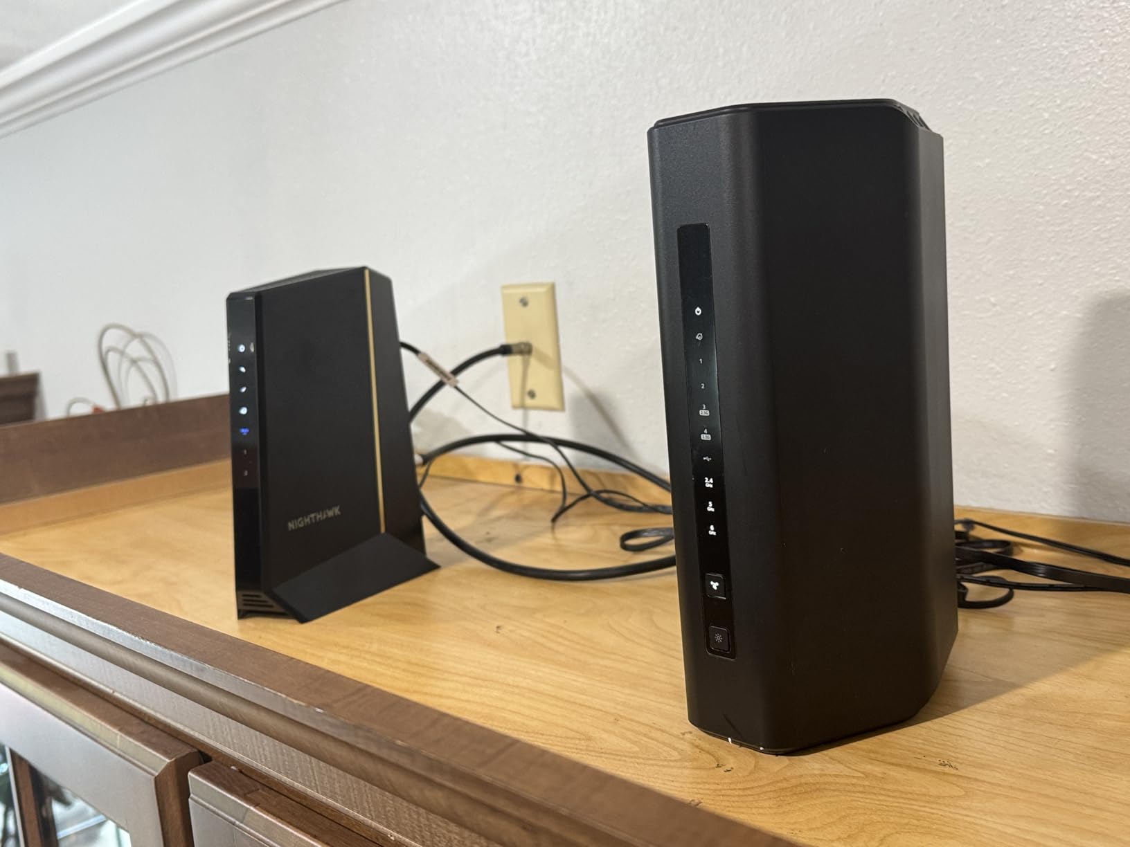 NETGEAR RS300-100NAR Nighthawk RS300 Tri-Band WiFi 7 Router, Wireless Speed Up to 9.3 Gbps, Covers Up to 2500 Sq. Ft., Black - Certified Refurbished customer photo 1