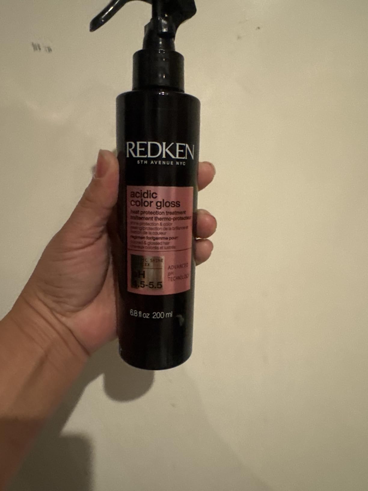 Redken Acidic Color Gloss Heat Protection Leave-In Treatment Spray For Color-Treated Hair - Conditions and Adds Shine, With Heat Protection customer photo 1