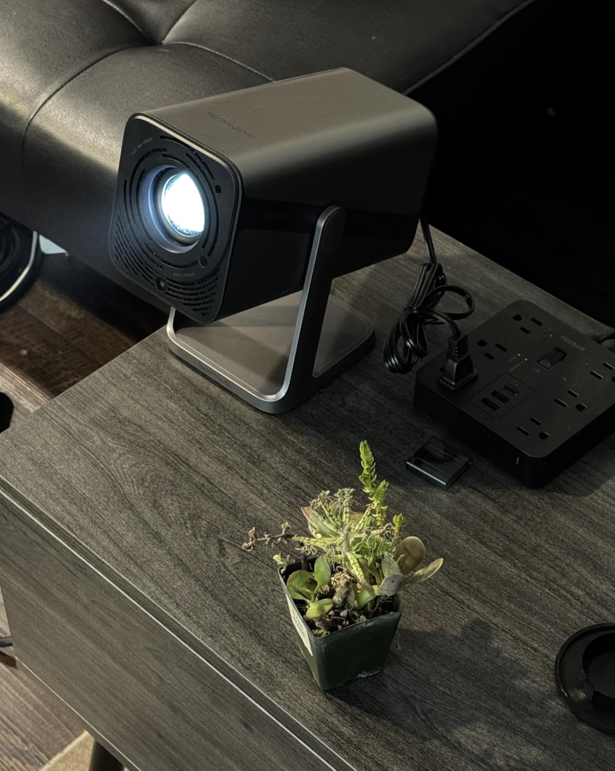 [Built-in Apps & 4K Support & Auto Focus]- Smart Projector with WiFi 6 and 2-Way Bluetooth, Dolby Audio/ Auto Keystone/Zoom,360°Adjustable Stand, iWIMIUS Mini Portable Outdoor Proyector w/ HDMI ARC customer photo 1