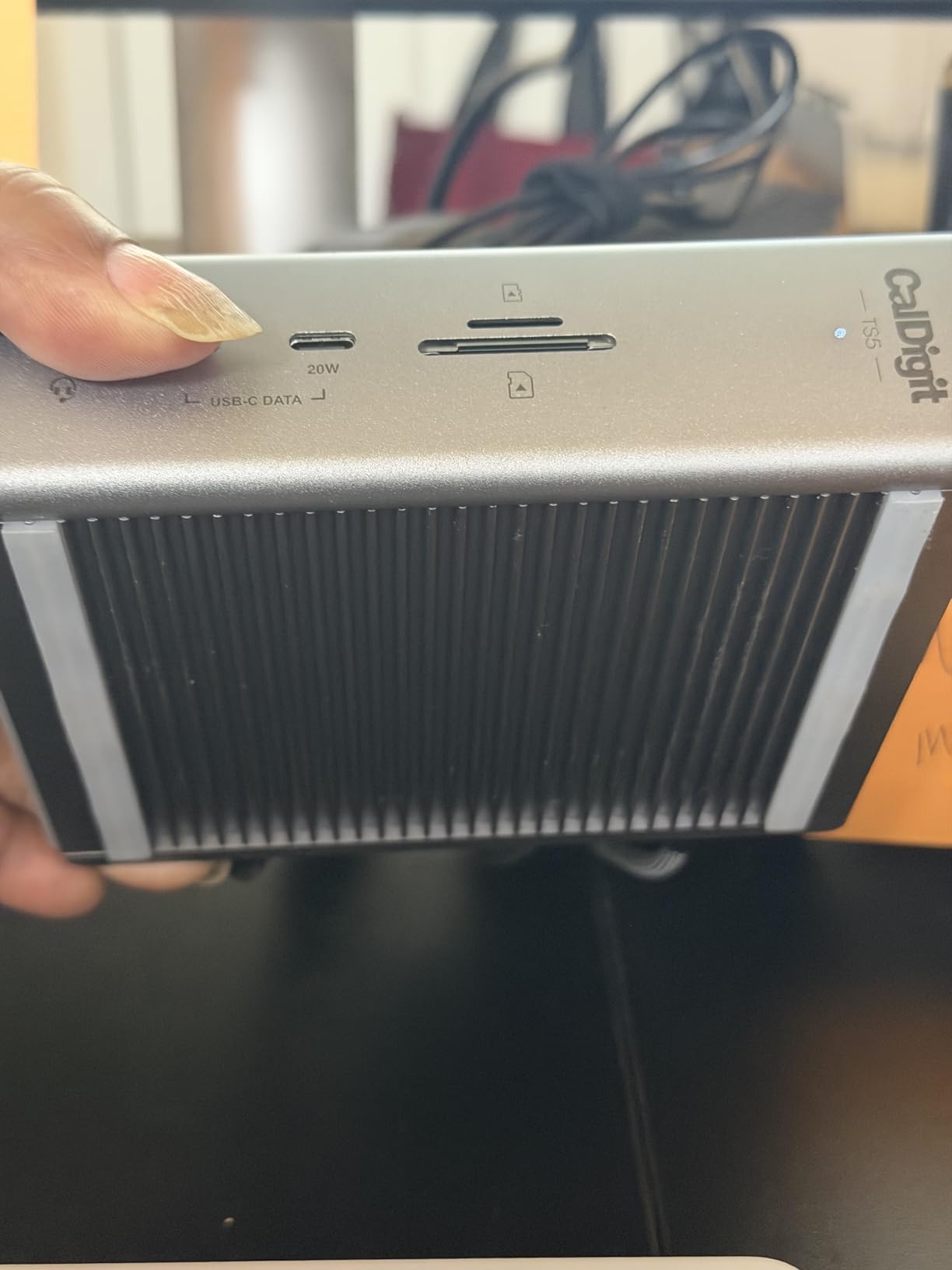 CalDigit TS5 - Thunderbolt 5 Dock - 15 Port, 140W Dedicated Host Charging, 80Gb/s Thunderbolt 5 x4, USB-C 10Gb/s x3, USB-A x2, 2.5GbE, Dual 8K@60Hz, SD & microSD UHS-II, 1m Braided Cable, 240W PSU customer photo 2
