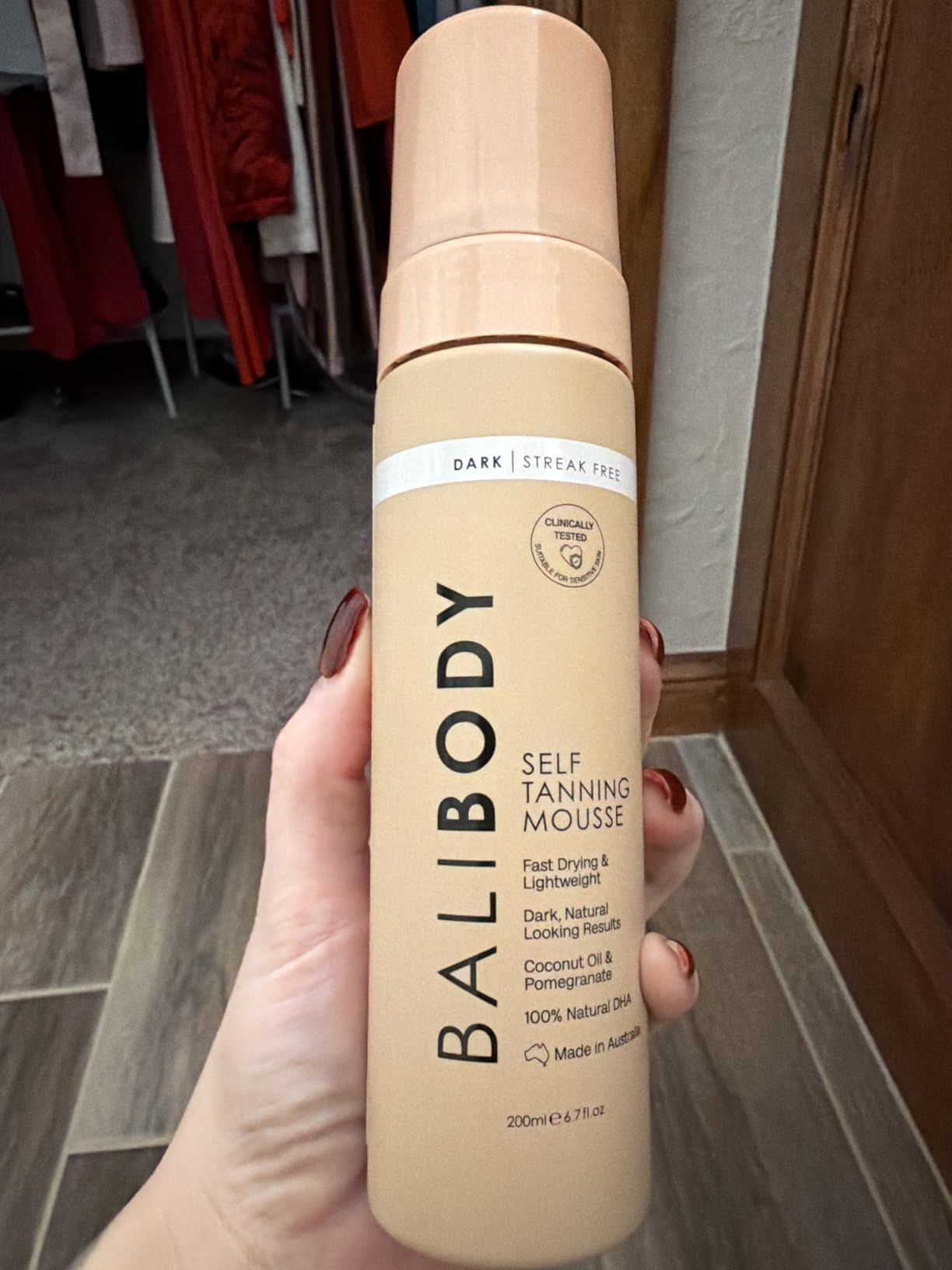Bali Body Deep Violet Self Tanning Mousse - Self Tanner Mousse Violet-Based Formula for Dark, Fake Tan with Olive Undertones - Hydrating, Sunless Tanner for Sensitive Skin - 200ml / 6.7fl oz customer photo 1