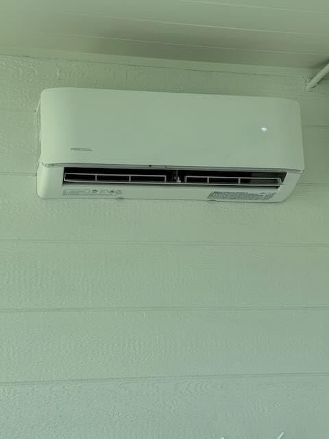 MrCool DIY 12k BTU 23.5 SEER2 Ductless Mini Split AC & Heat Pump 5th Generation - Energy Star 115v with 1 YR Labor Warranty by IWAE customer photo 1