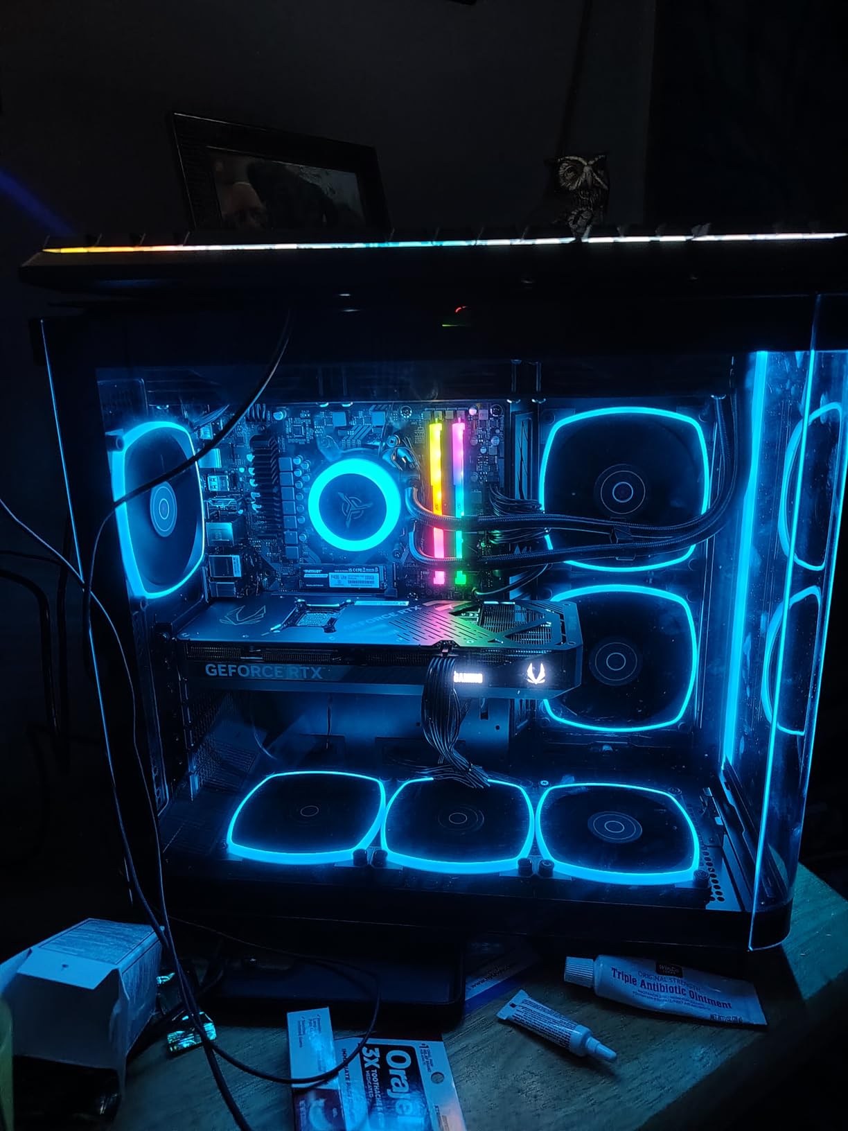 Skytech Gaming King 95 Desktop PC, Ryzen 7 9800X3D 4.7 GHz (5.2 GHz), NVIDIA RTX 5070 Ti 16GB, 2TB Gen4 NVMe SSD, 32GB DDR5 RAM 6000 RGB, 850W Gold PSU, 360mm ARGB AIO, Wi-Fi, Win 11 customer photo 2