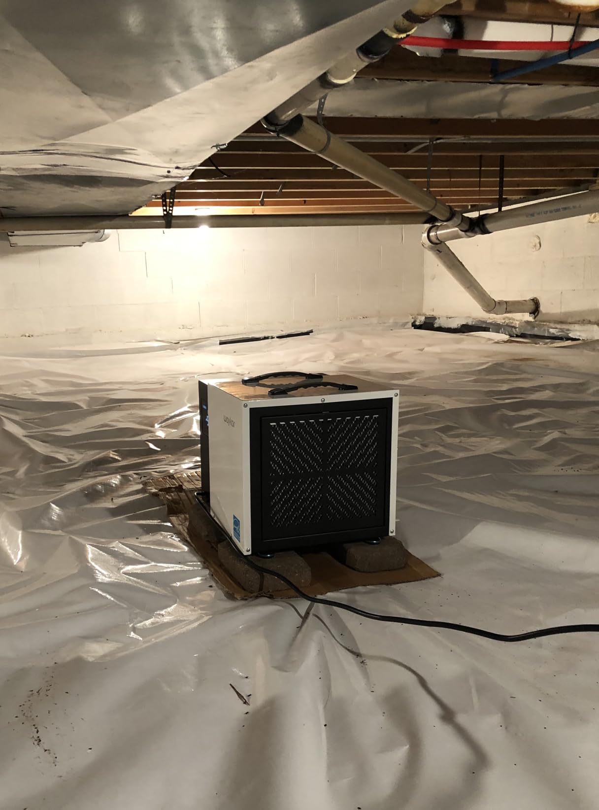 Waykar 125 Pint Crawl Space Dehumidifier with Pump and Drain Hose for commercial, Basements, and Water Damage Unit for Spaces up to 6500 Square Feet, Smart Humidity Control - 5-Year Quality Coverage customer photo 1