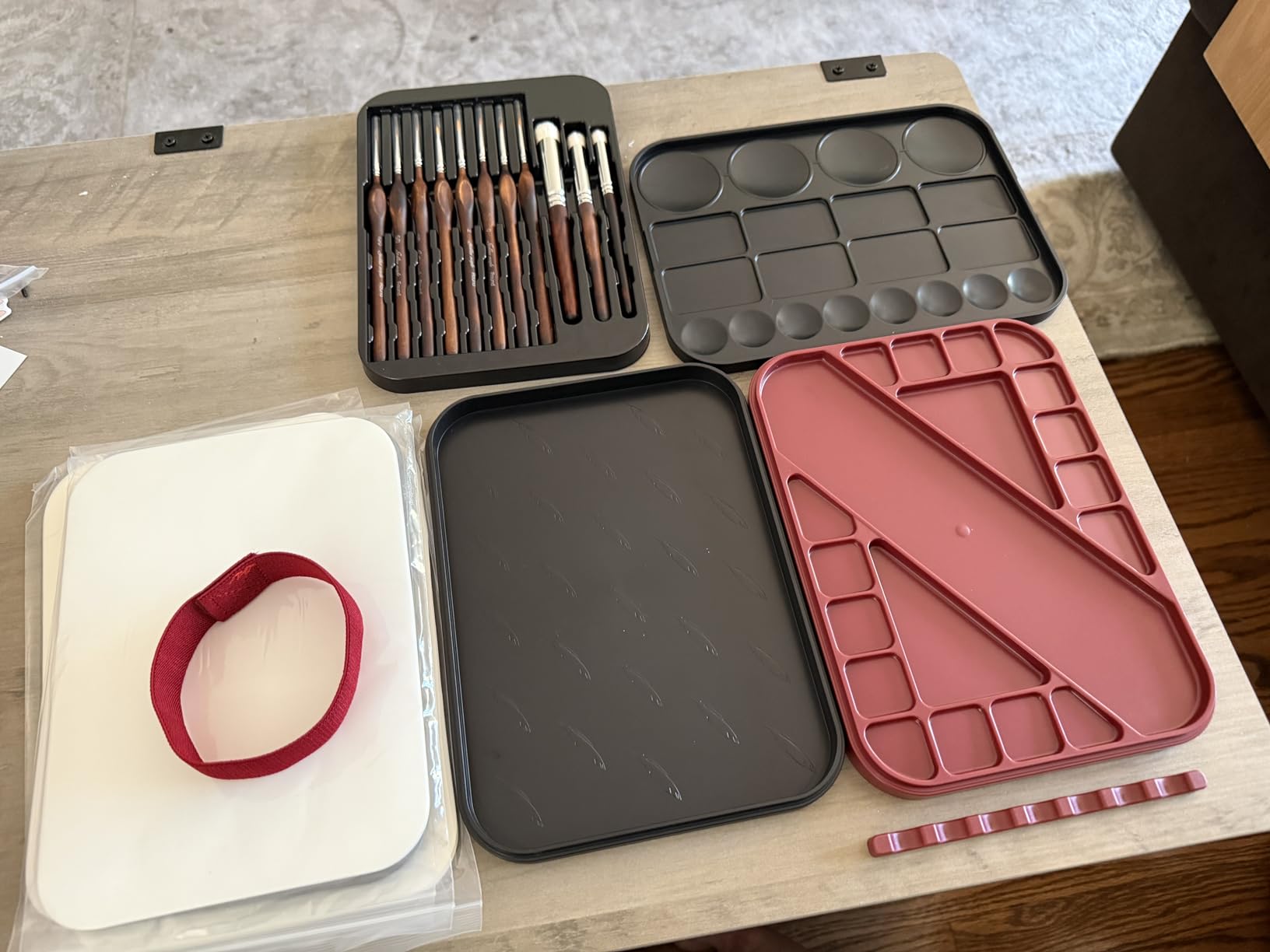 Wet Pallet for Painting Miniatures - Golden Maple 2 in 1 Dry and Wet Palette with Lid, Including 11 Miniature Paint Brushes, 100PCS Palette Paper, 4PCS Sponges customer photo 1