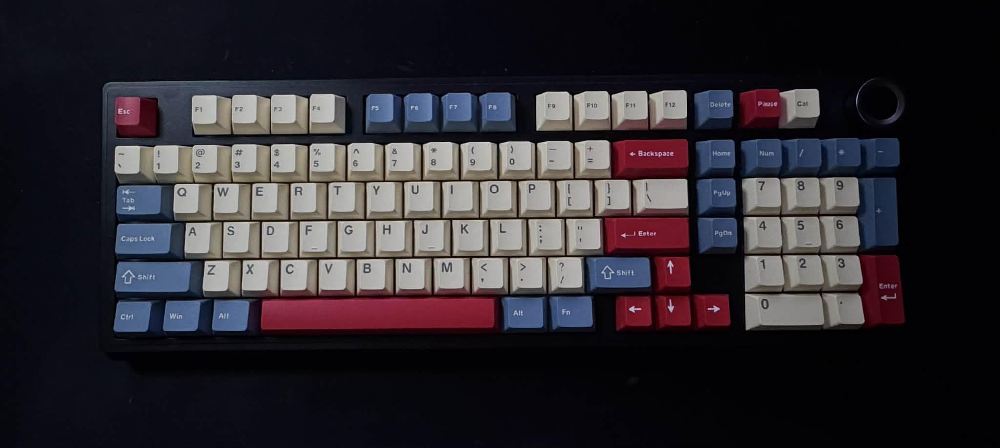 SOLAKAKA KI99 Pro 96% Wireless Mechanical Keyboard, RGB Gaming Keyboard, Hot-Swappable Pre-Lubed Switches, Gasket Structure Creamy Keyboards (Gradient-Black, Non-Silent Version) customer photo 2