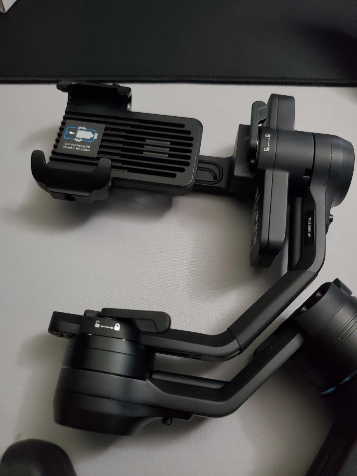 SCORP Mini 3 Kit Gimbal Stabilizer for Mirrorless Cameras & Smartphone, 4.41lbs Payload, Built-in AI Tracking, Quick Vertical Shooting, for Sony/Canon/Nikon/Fujifilm/DJI Action/Gopro/iPhone customer photo 2